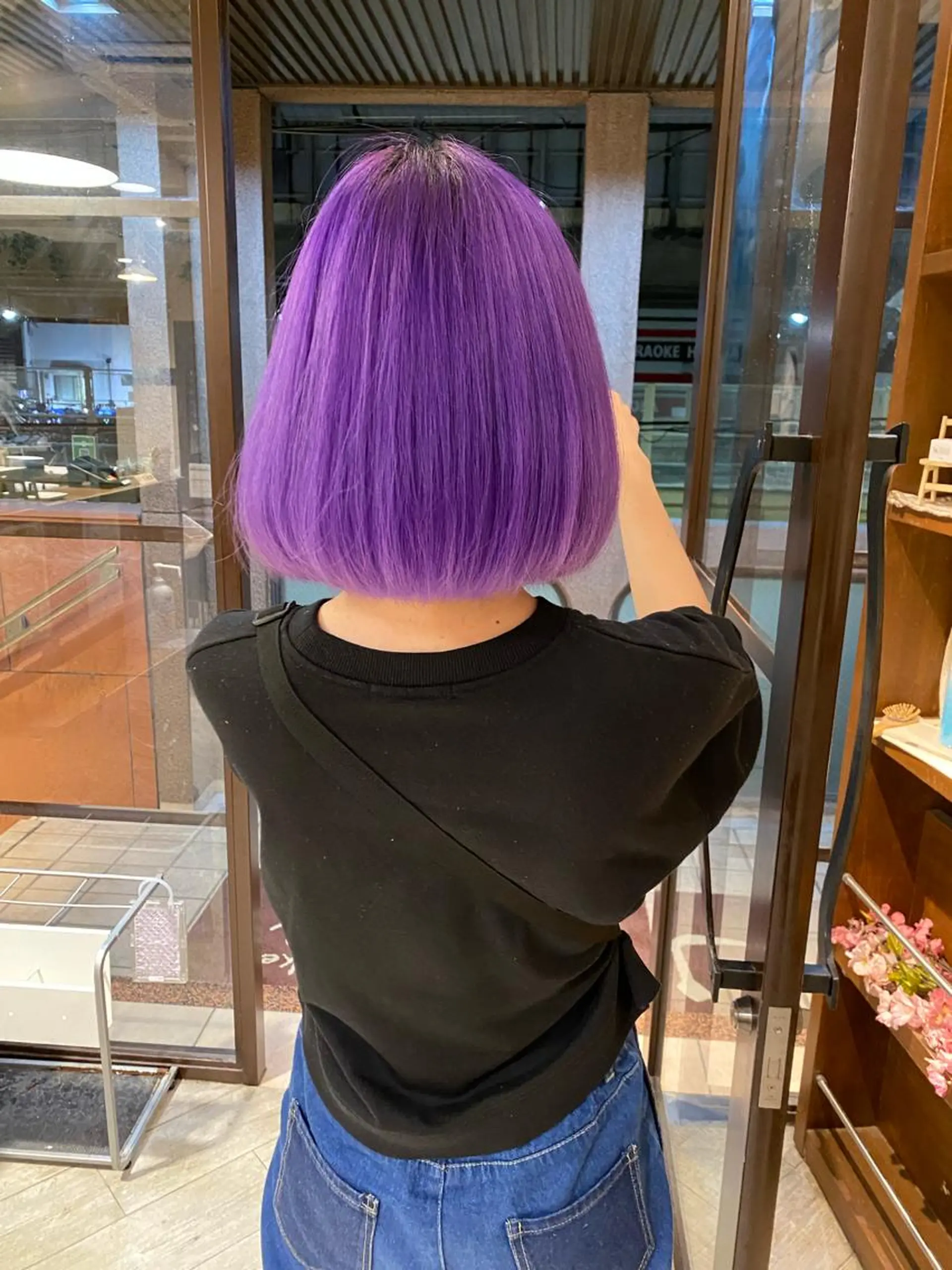 ショート パープルカラー カット ヘアカラー トリートメント 日野 和也のヘアスタイル
