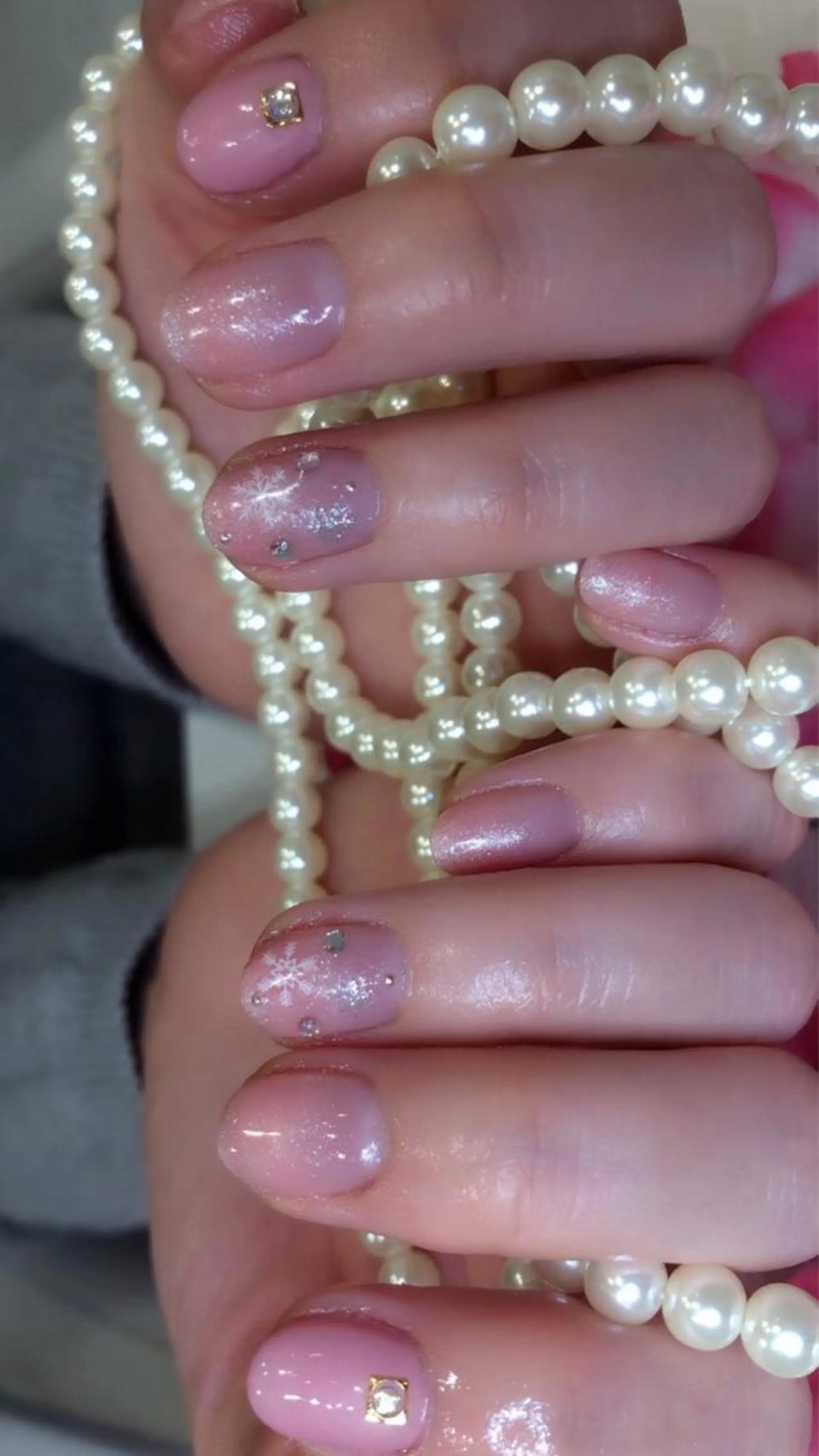 ミディアム ネイル 長さ出し専門 nynaのネイルデザイン