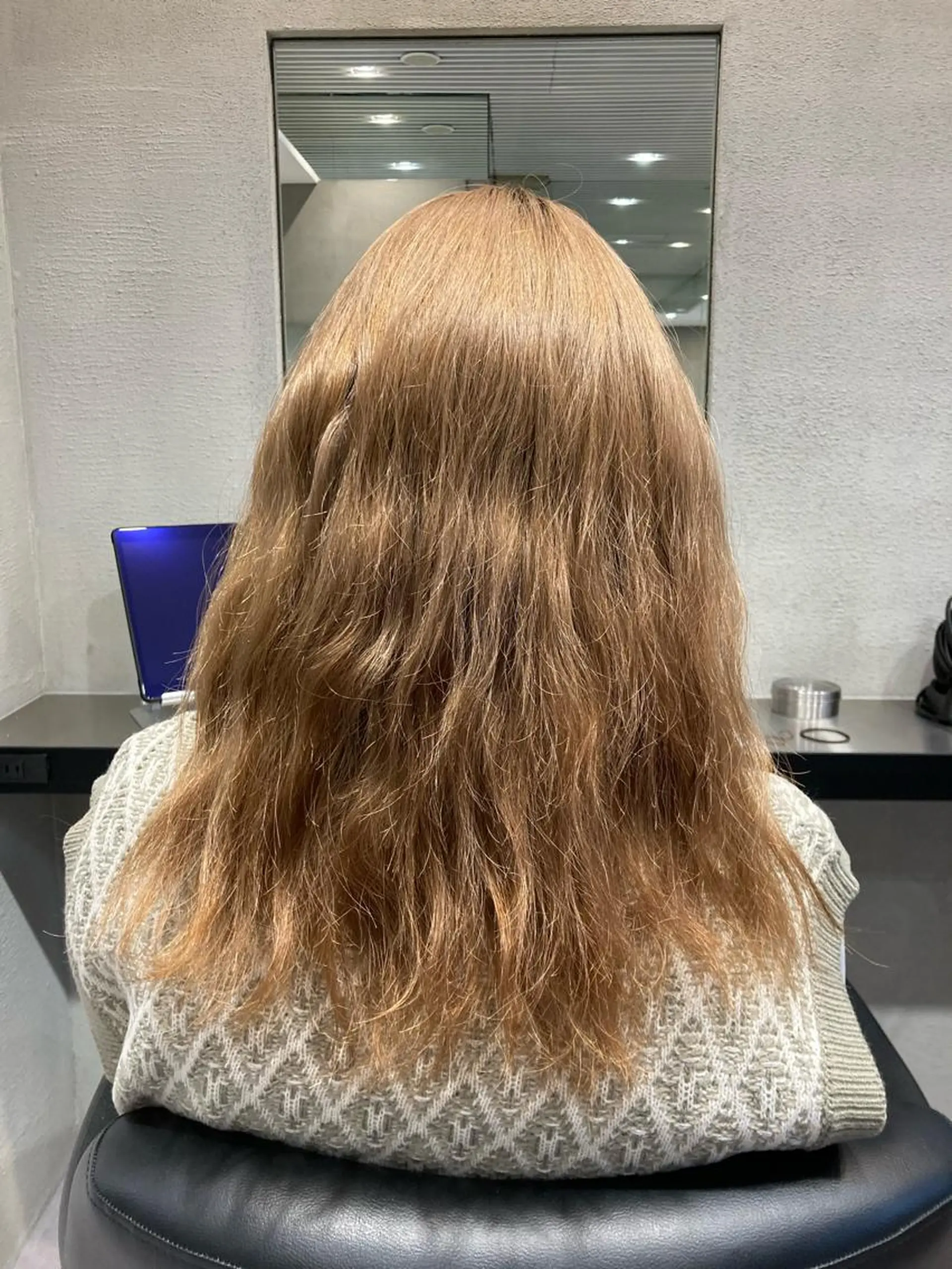 セミロング カラー 豊中/メンズ特化 岡田 龍之介のヘアスタイル