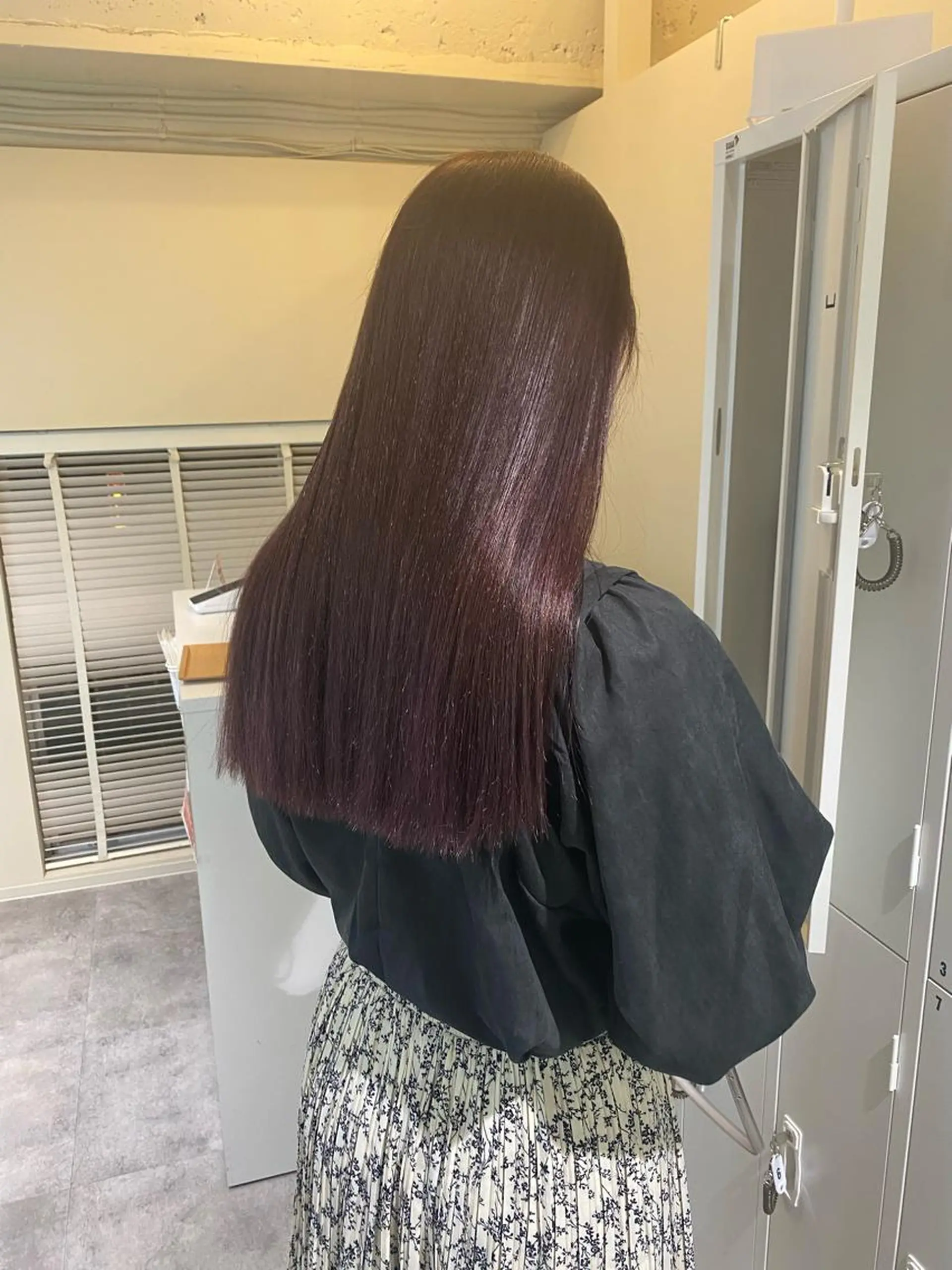 ロング カラー バレイヤージュ ベージュカラー ブリーチ ケアブリーチ 透明感カラー opus 店長大和 レイヤー/赤み消しのヘアスタイル