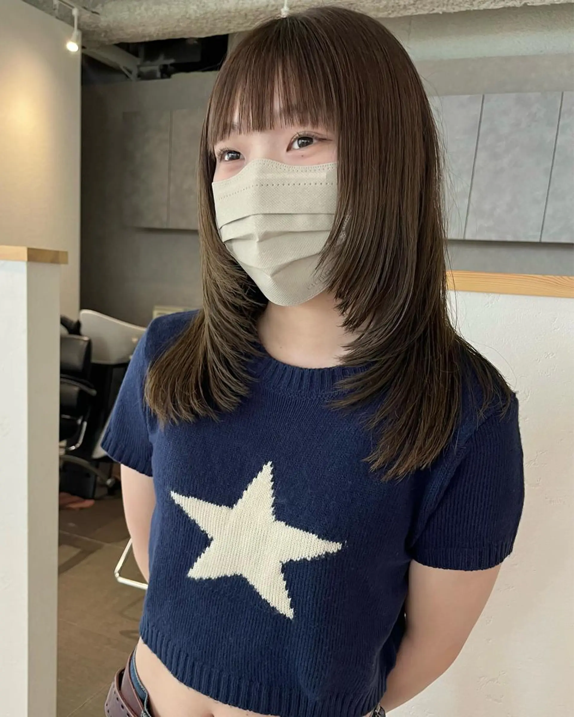 セミロング カラー ボブ デザインカット 顔まわりレイヤー レイヤーカット ウルフカット カット ヘアカラー 桃果 momokaのヘアスタイル