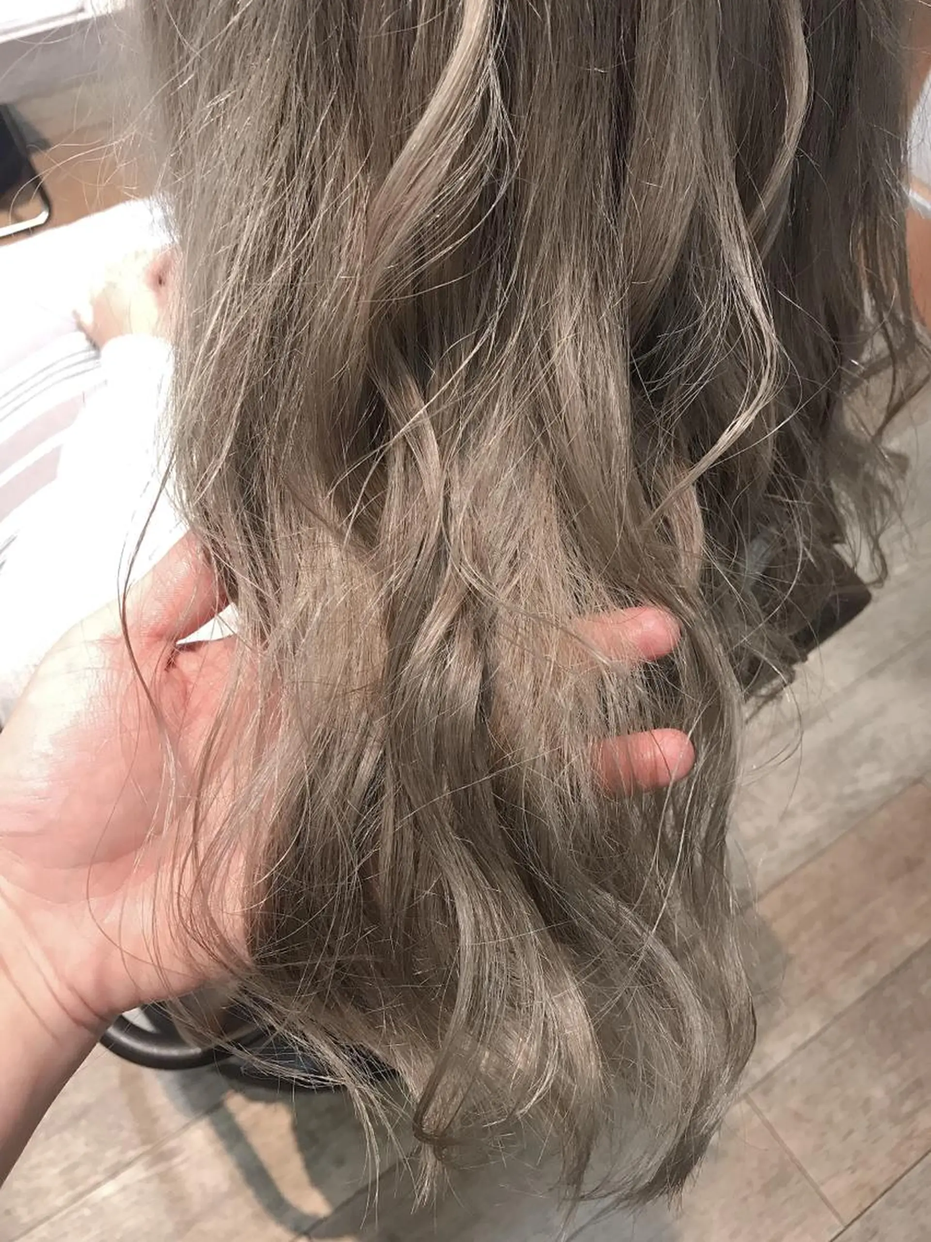 ロング カラー 【髪質改善　艶髪】 布川　莉穂のヘアスタイル