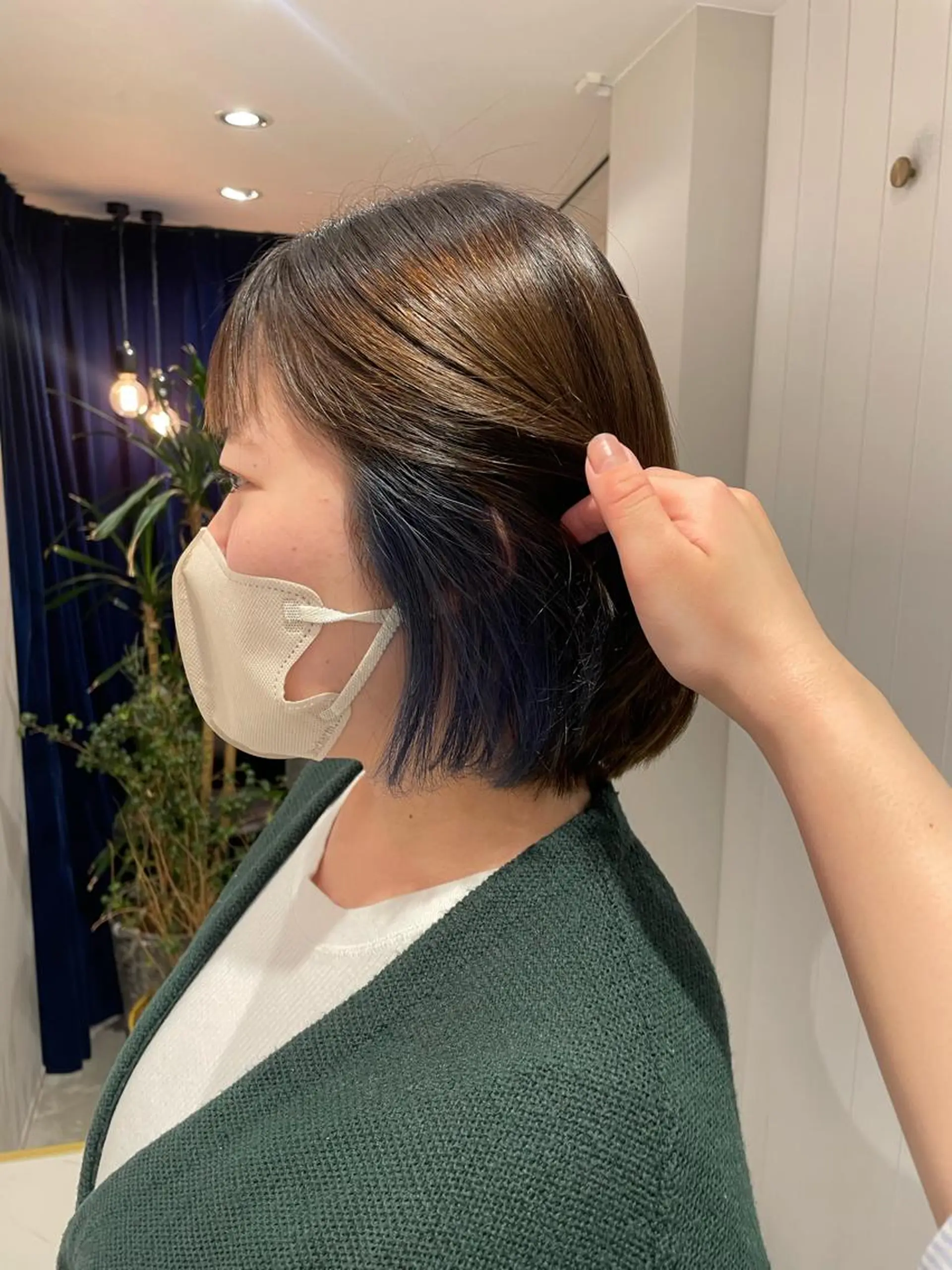 ショート カラー ブルーカラー レイヤー♡ 石川優奈のヘアスタイル