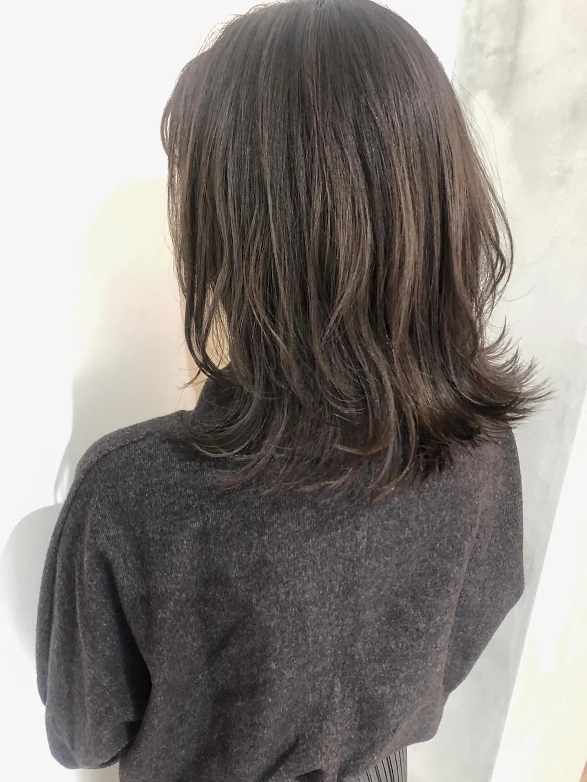 ミディアム ミディアムパーマ アッシュ ボブ エクステ 外国人風カラー カット ヘアカラー 夜23時まで予約🉑 reverieあきらのヘアスタイル