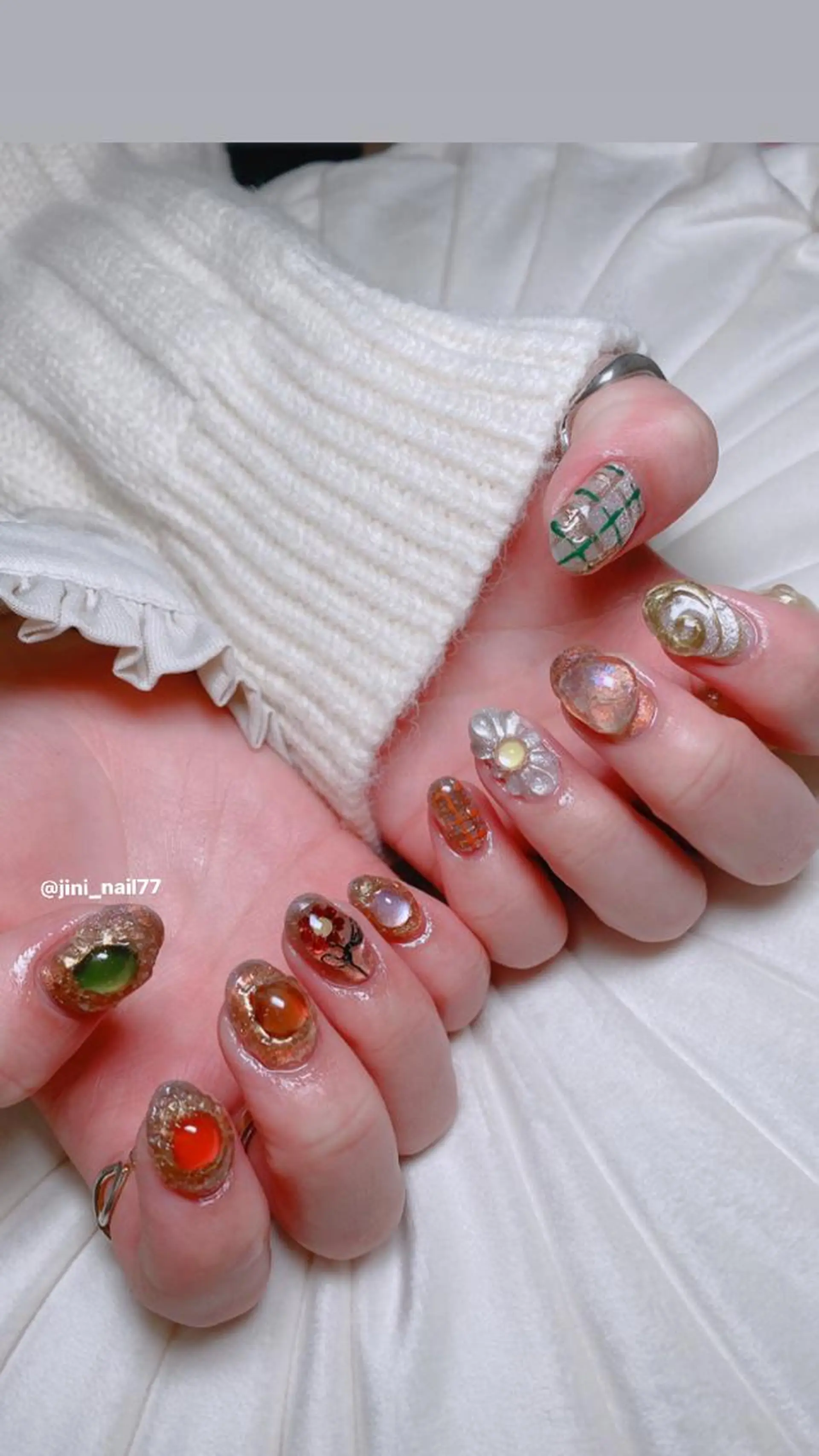 ネイル JINI NAIL所属・ジニ ネイルのネイルデザイン