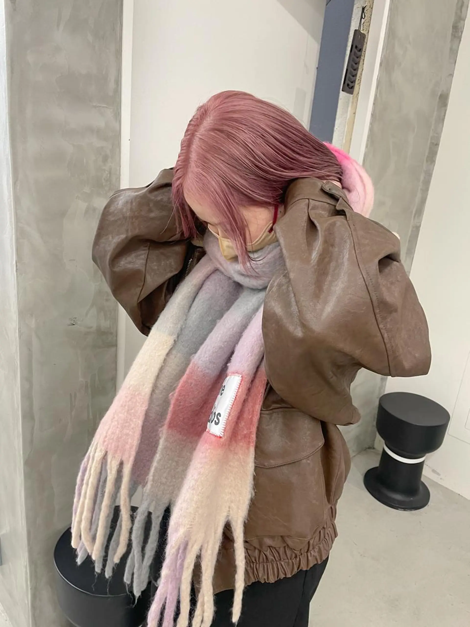 セミロング カラー 似合わせ｜レイヤー 🪩yurikaのヘアスタイル