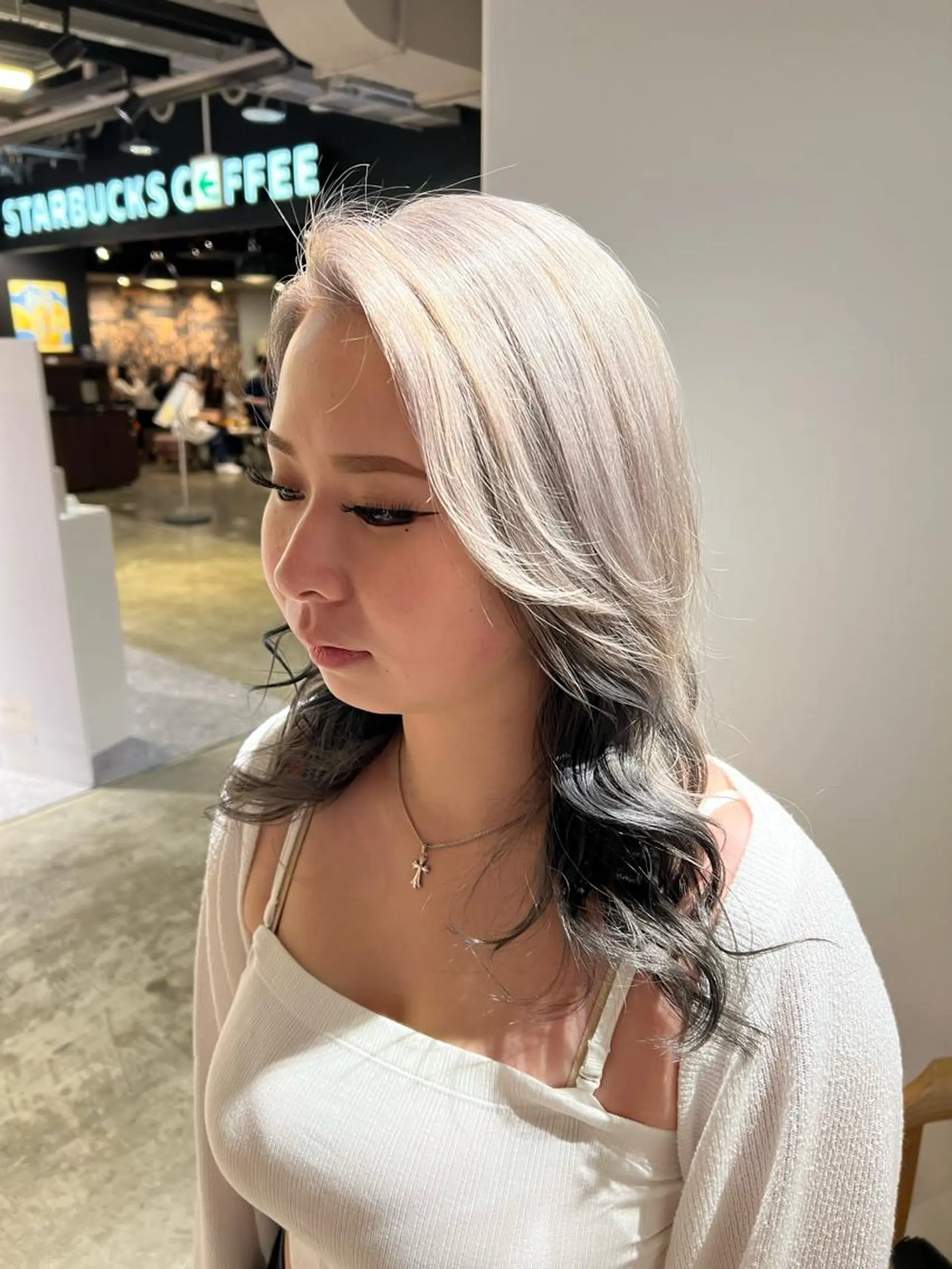 セミロング 艶髪 mayuka💖のヘアスタイル