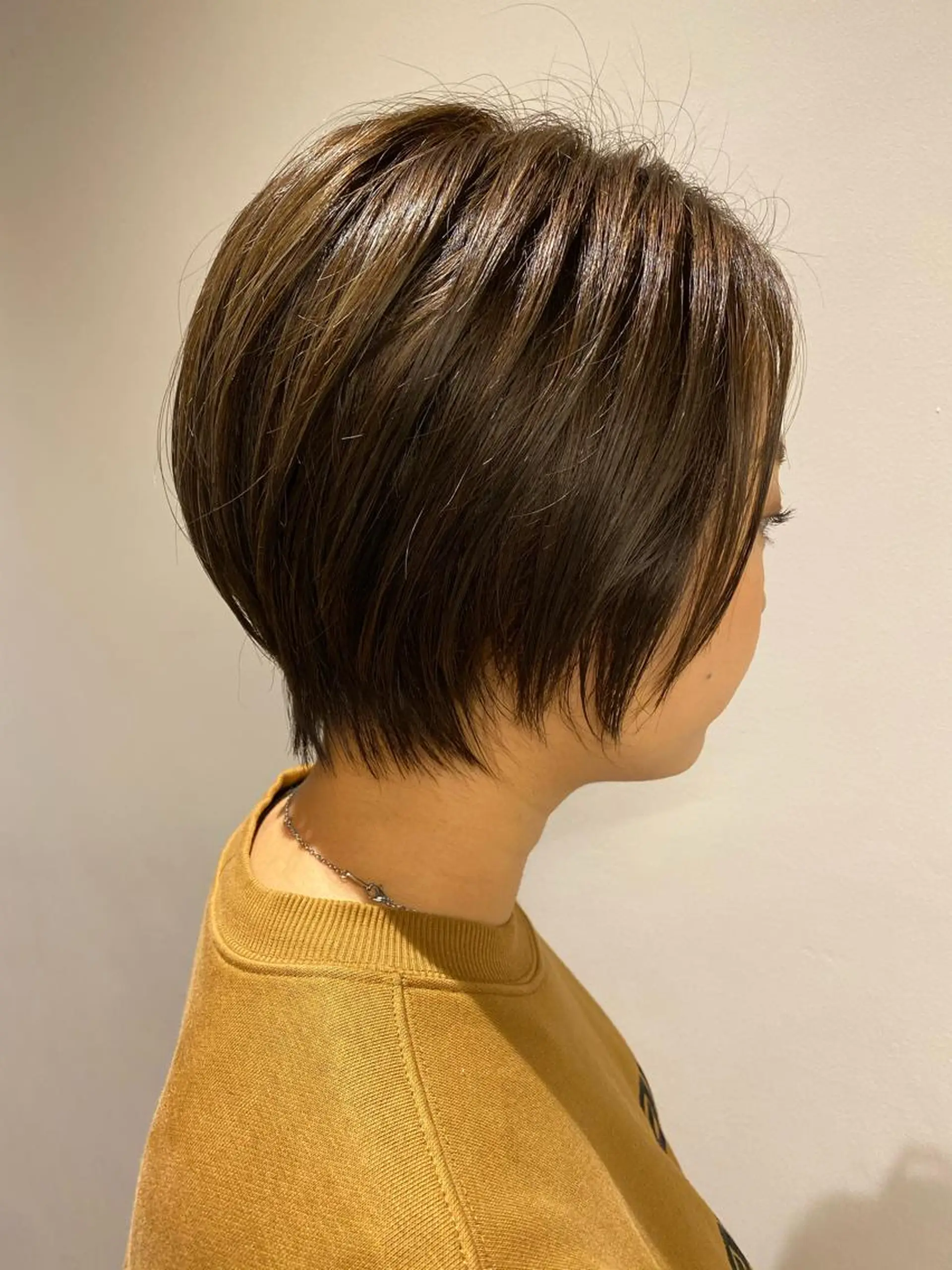 ショート ショートヘア 岩尾 萌々子のヘアスタイル