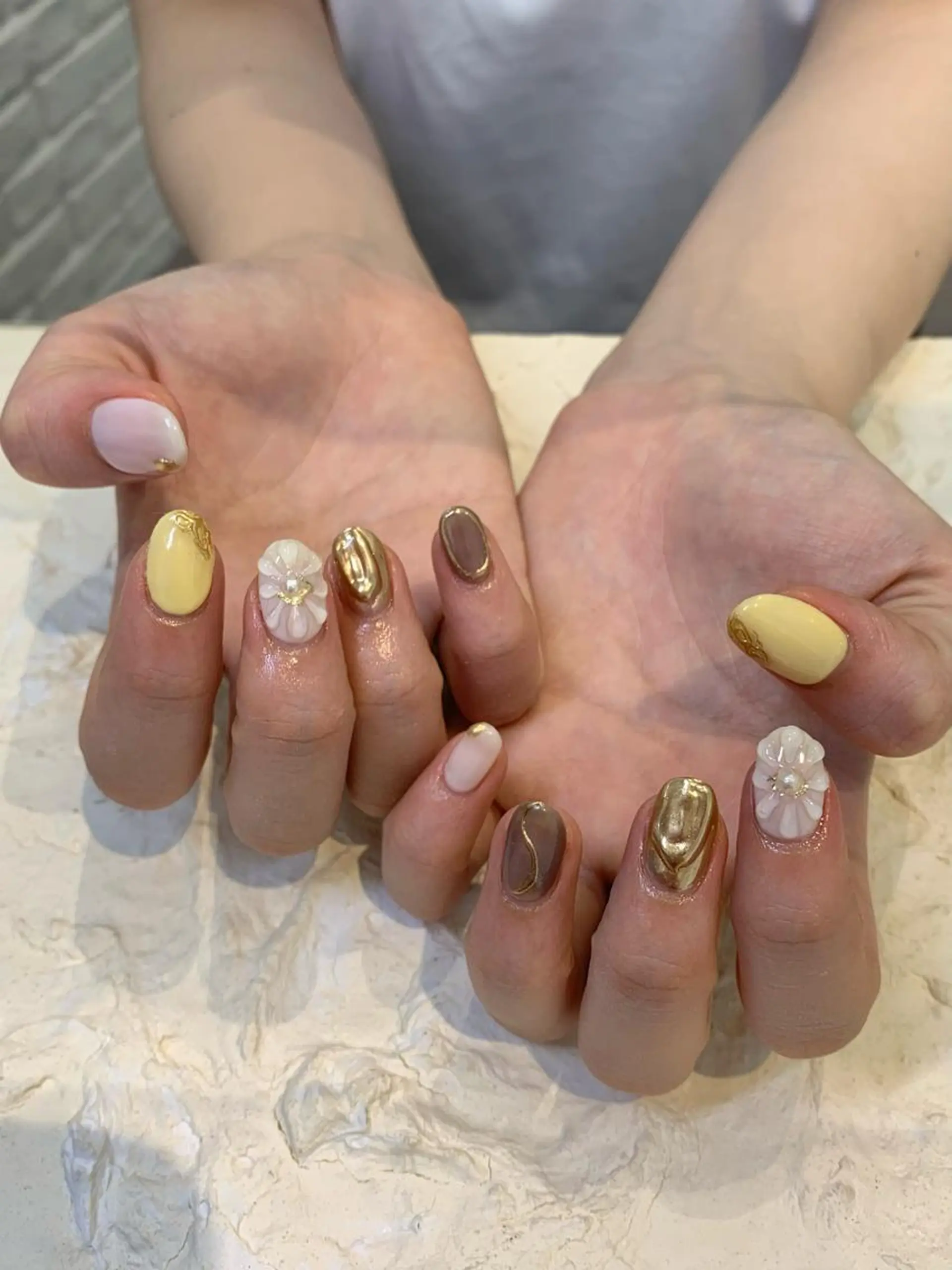 ネイル ぷっくりネイル マキノ ユイのネイルデザイン