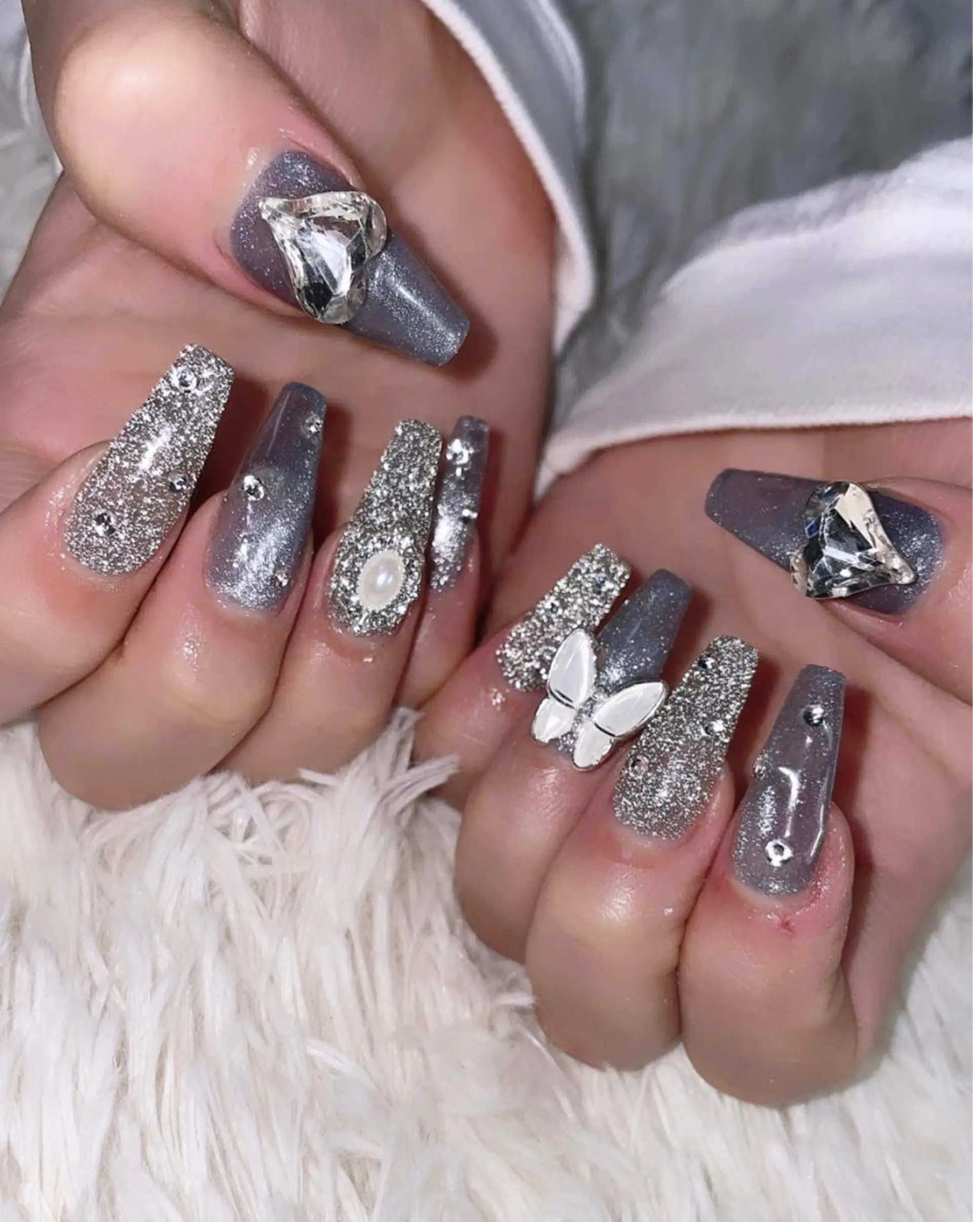 ネイル 高草木 桃香のネイルデザイン