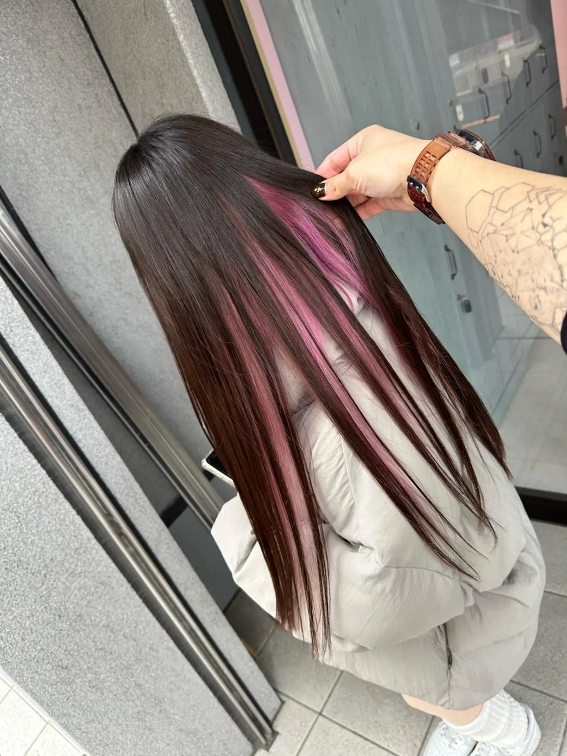 ロング カラー ブリーチ✖️レイヤー MANATO🎨🌈のヘアスタイル