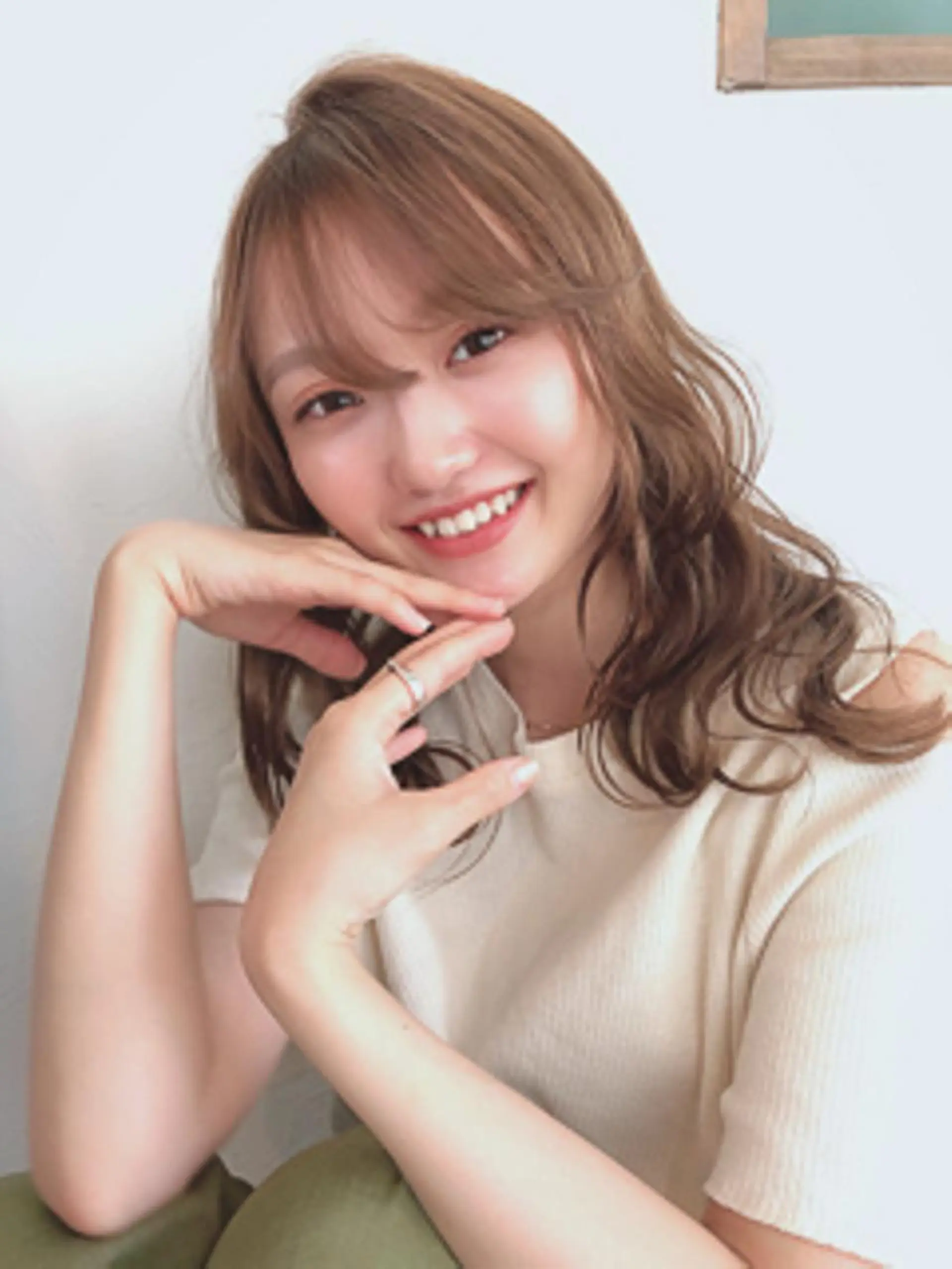 カラー バレイヤージュ ブリーチ ケアブリーチ ダブルカラー イヤリングカラー Helena みなつのヘアスタイル