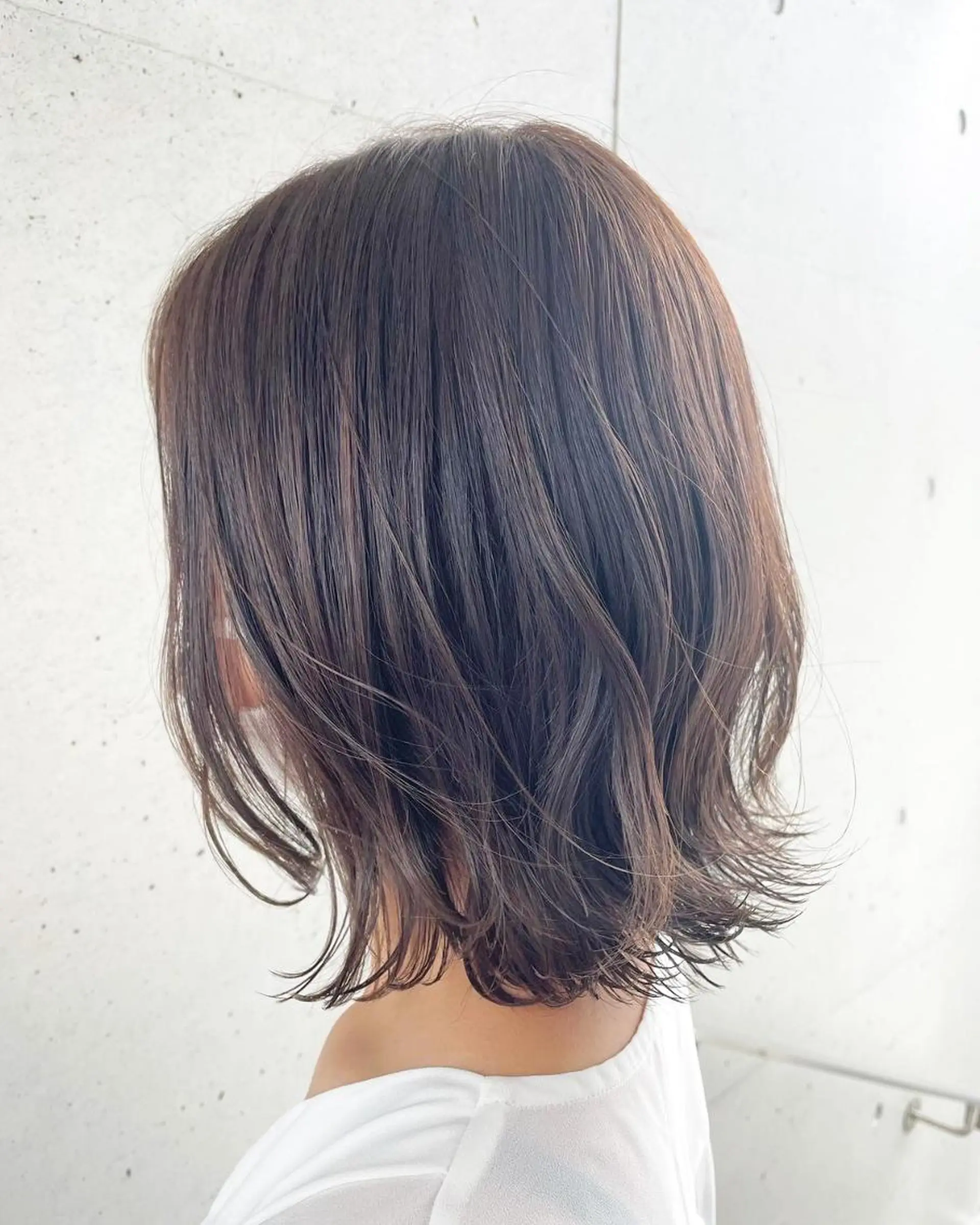 ミディアム 柄澤 菜南子のヘアスタイル