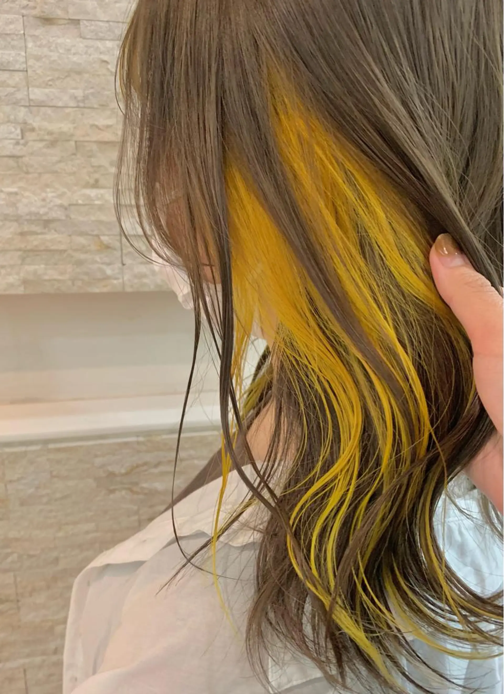 カラー イエローカラー ✄折橋 彩花🐶🍑のヘアスタイル