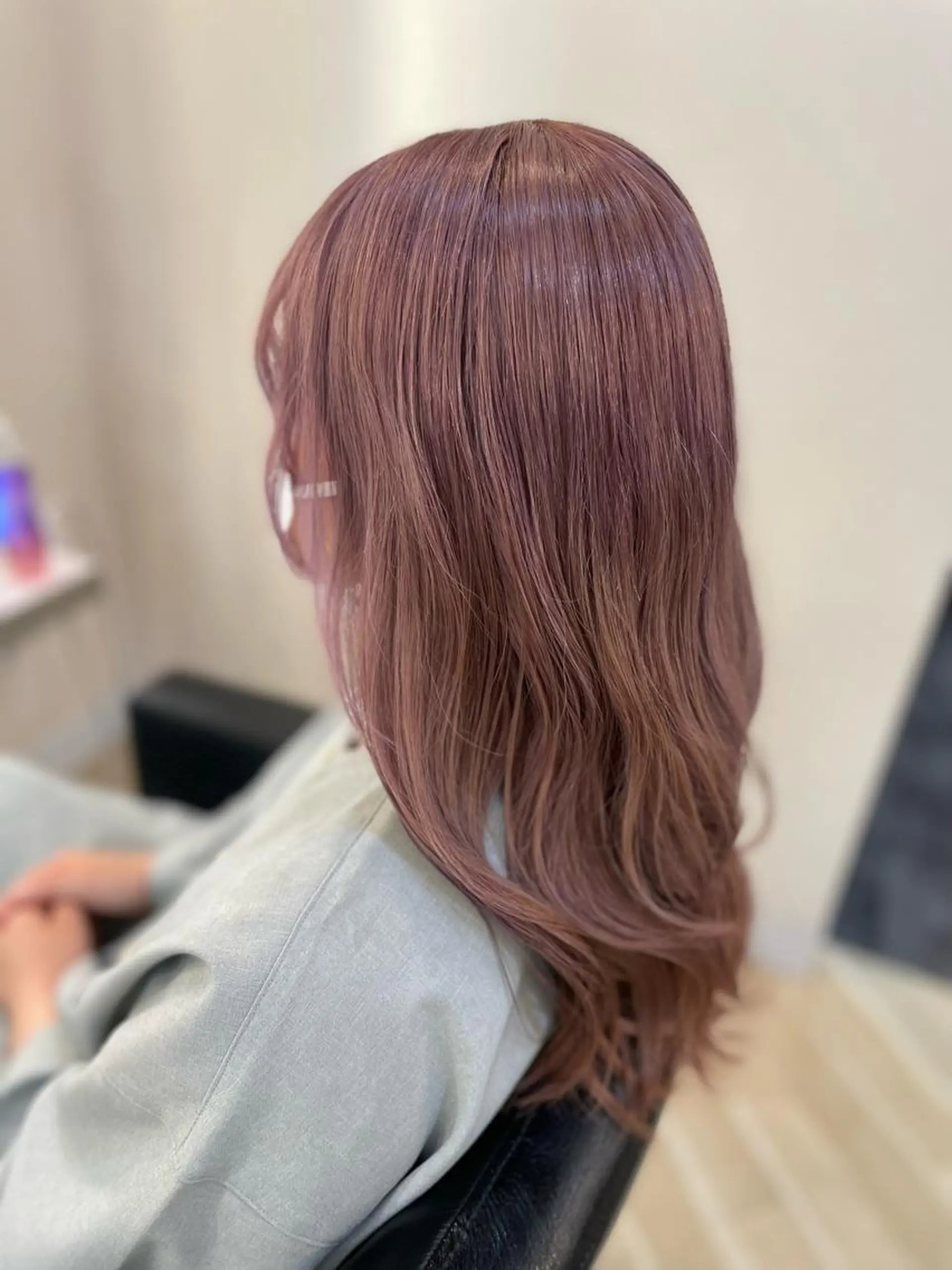 ロング カラー ブリーチ 色川 優斗《髪質改善》のヘアスタイル