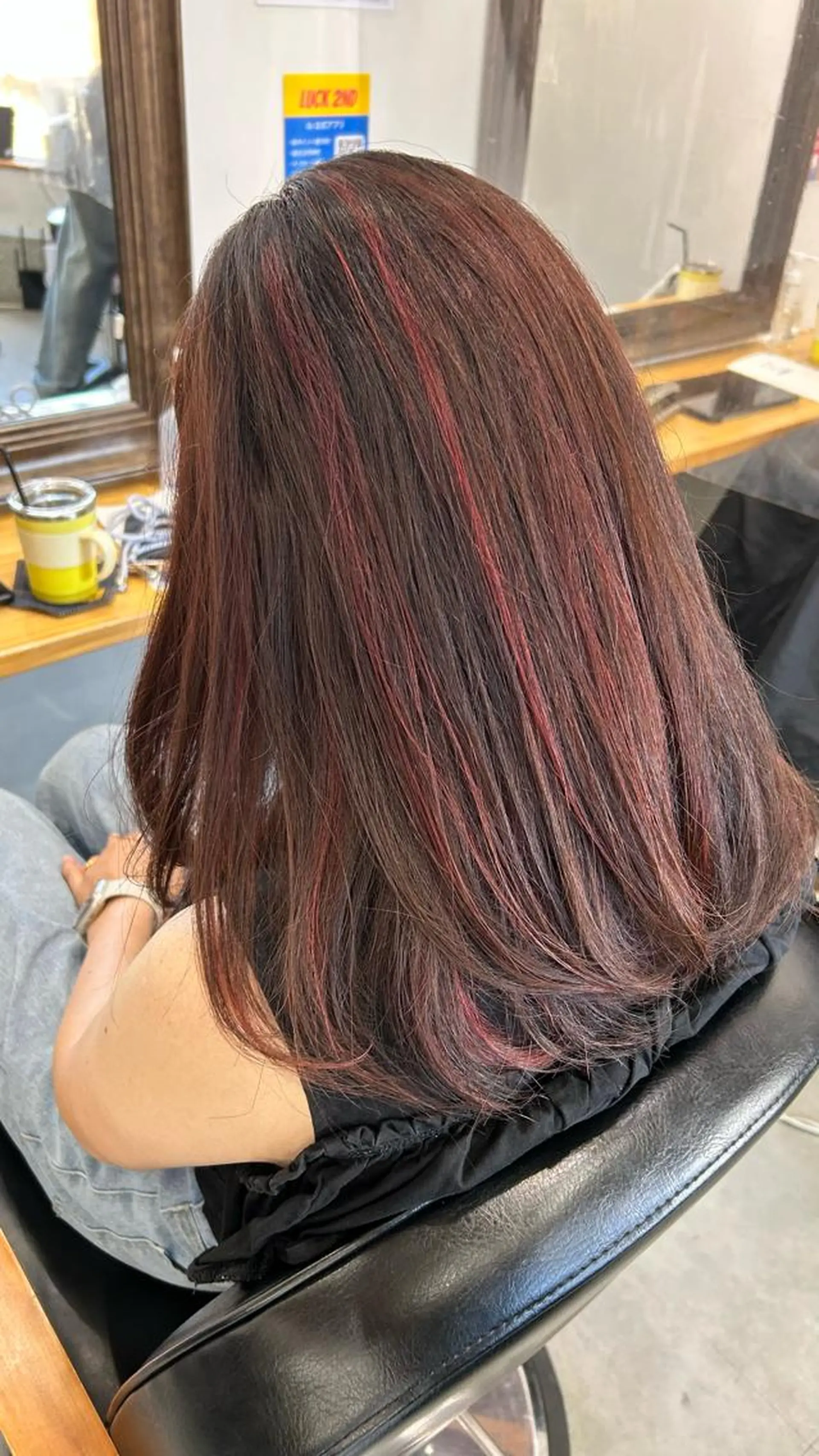 セミロング ハイライト カット ヘアカラー ハイトーン特化⭐️ 飯田大樹のヘアスタイル