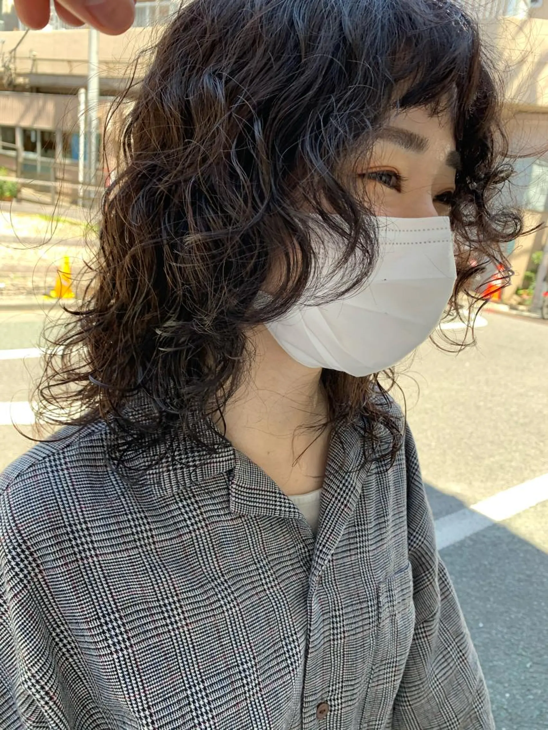 ミディアム カラー パーマ ヘアアレンジ ミディアムパーマ ウルフカット カット パーマ トリートメント パーマ/透明感カラー /ボブ/吉田一生のヘアスタイル