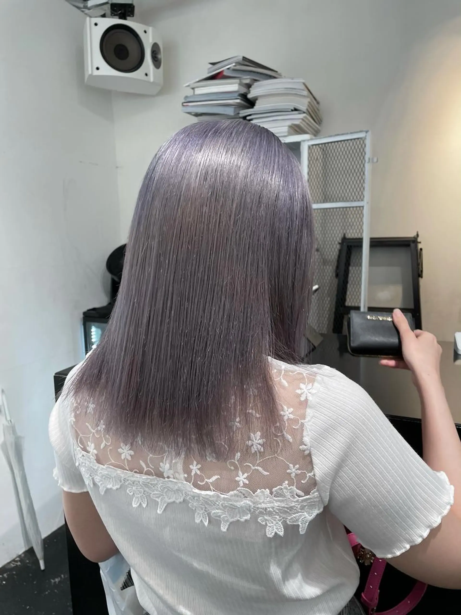 ミディアム カラー ヘアアレンジ ブリーチ ブルーカラー カット ヘアカラー トリートメント 艶ハイトーン/ヘア アレンジAYAKAのヘアスタイル