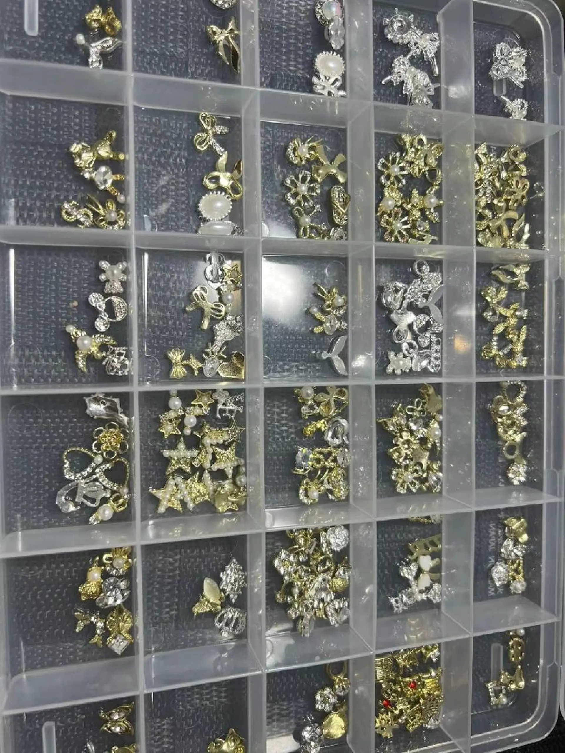 ネイル Theone栄店 田口のネイルデザイン