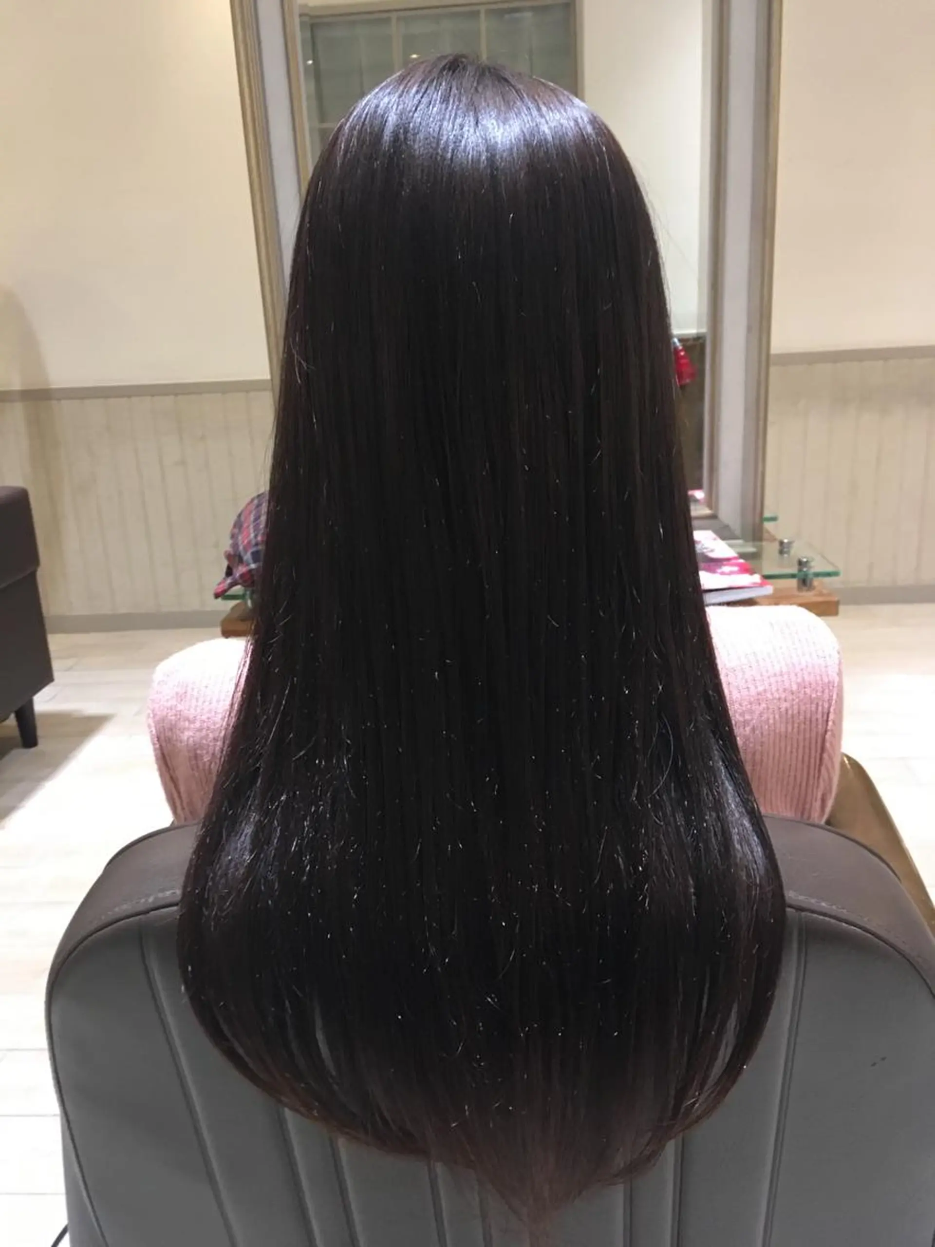 ロング カラー アッシュ 新中 茉莉香の眉毛・アイブロウイメージ