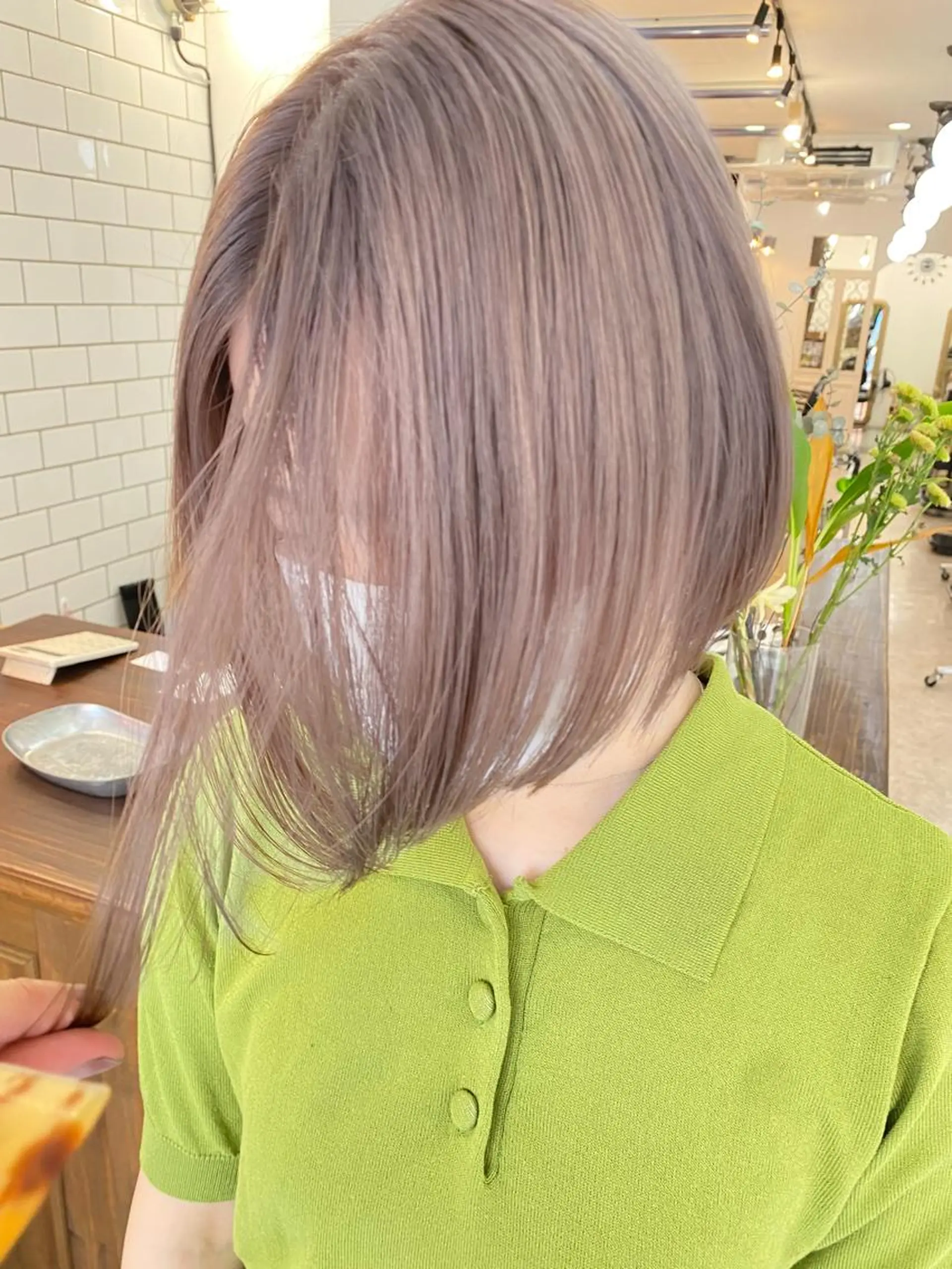 ミディアム カラー 顔周りレイヤー/韓国 ブリーチminamiのヘアスタイル