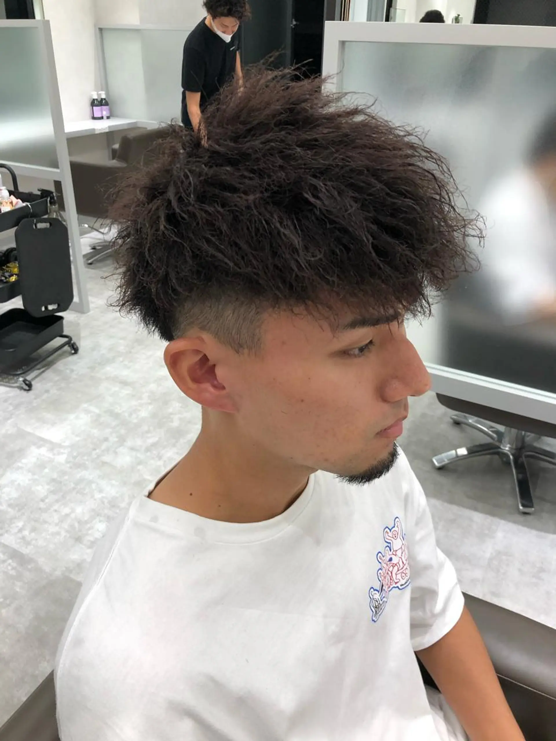ショート カラー パーマ メンズ 関西センターパート メンズモデル募集のヘアスタイル