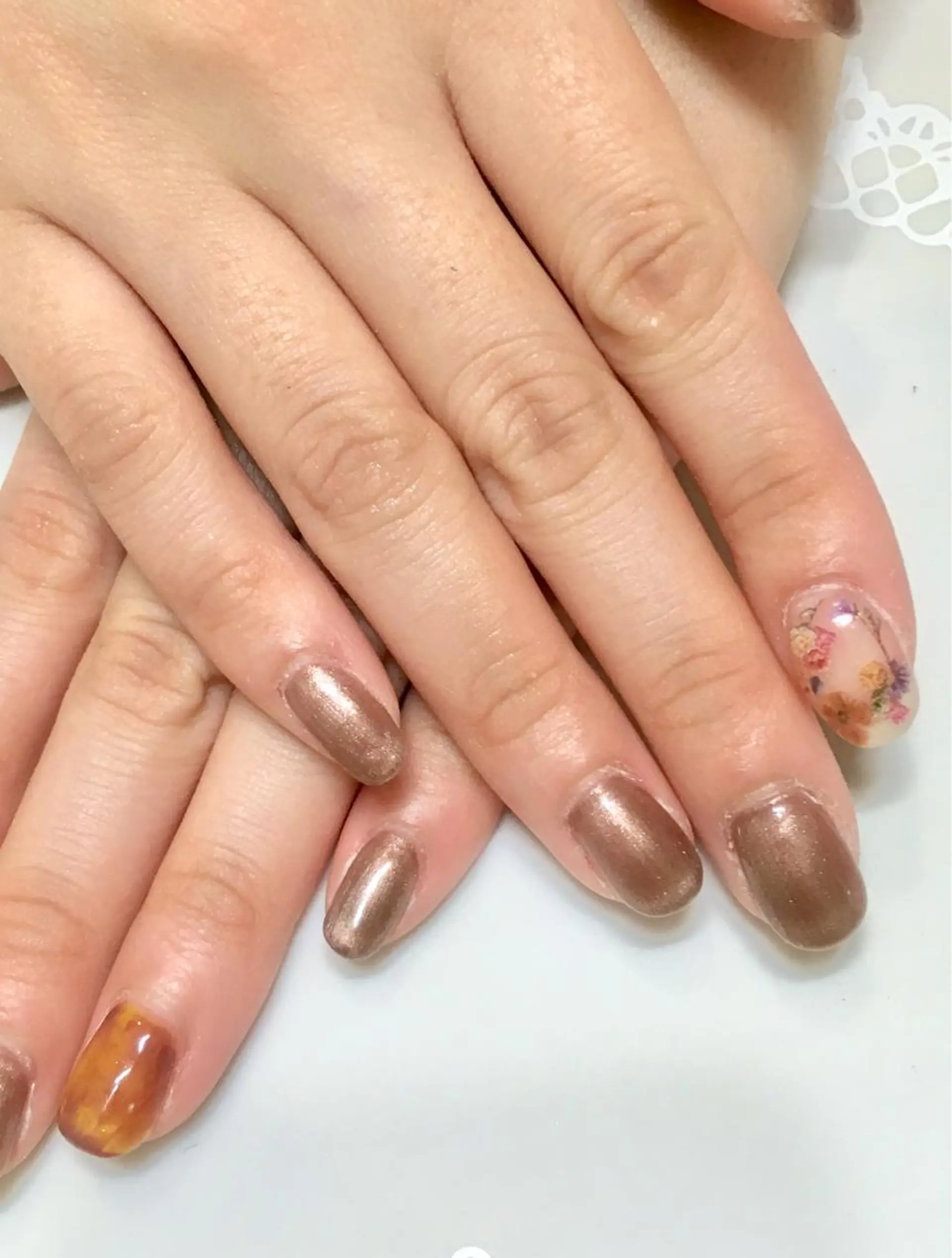 ネイル 新宿ネイルサロン ジェミディローサのネイルデザイン