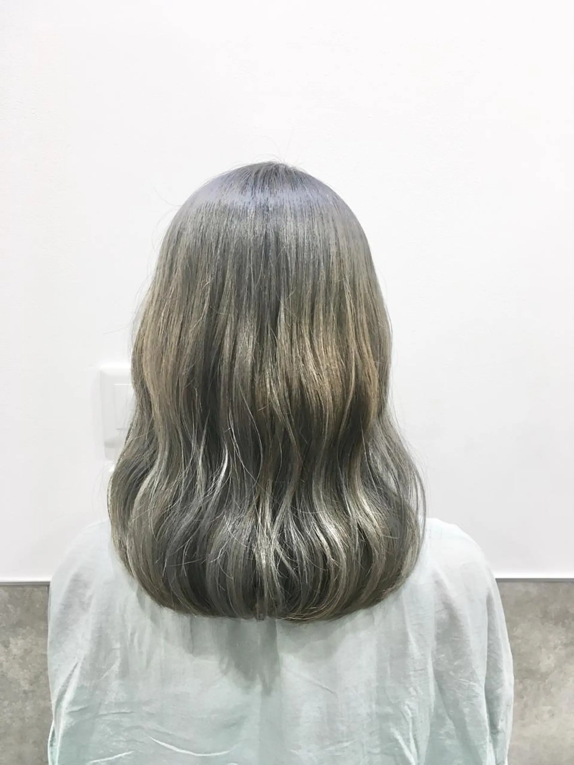 ミディアム カラー グレージュ ヘアカラー トリートメント ヘアセット yoshi ☆のヘアスタイル