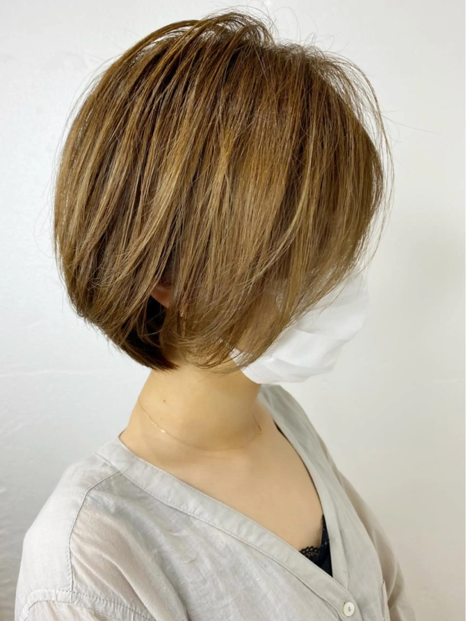 ショート カラー 髪質改善 トリートメント 上田 篤史のヘアスタイル