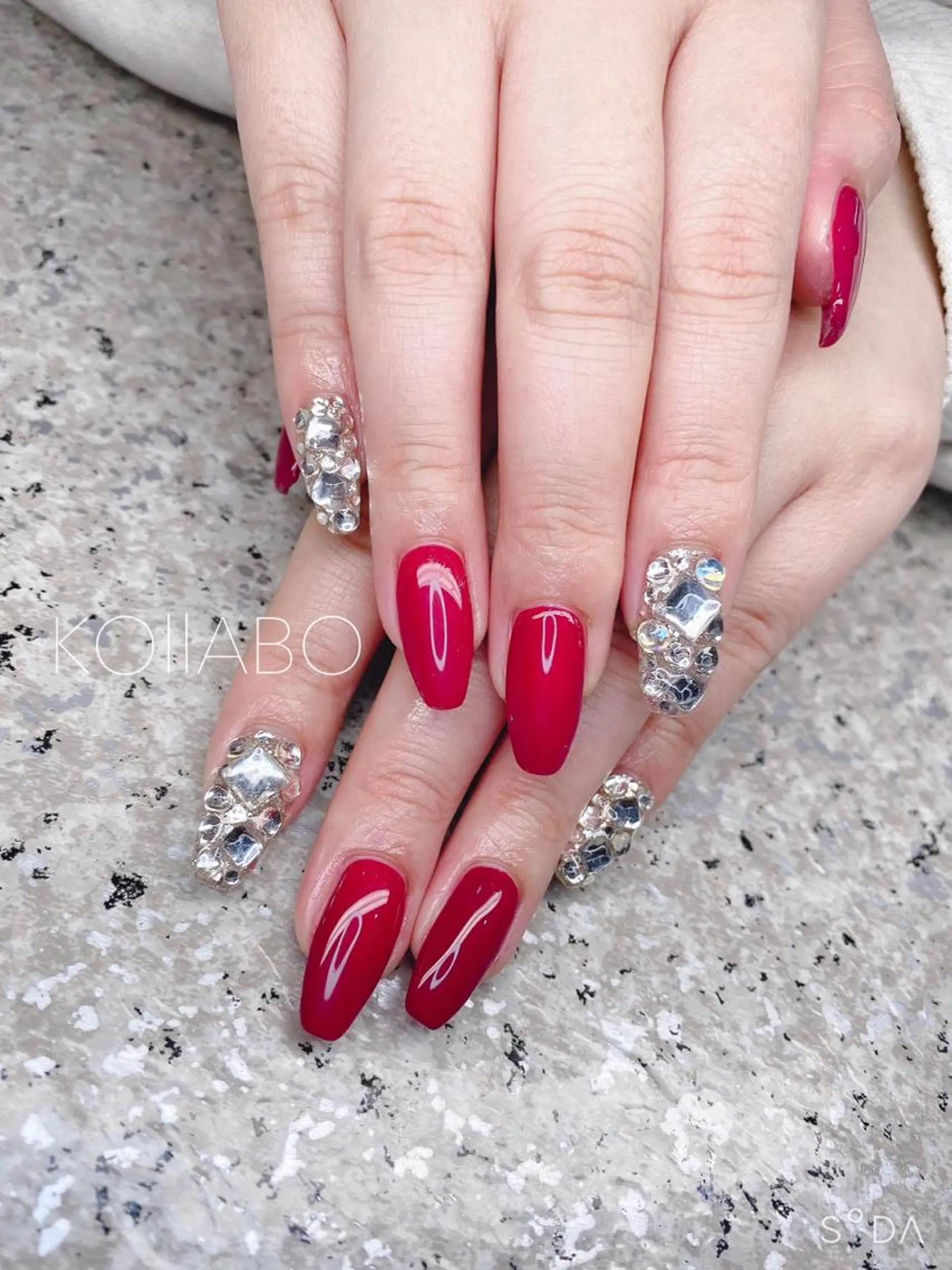 ネイル KOLLABO nailのネイルデザイン