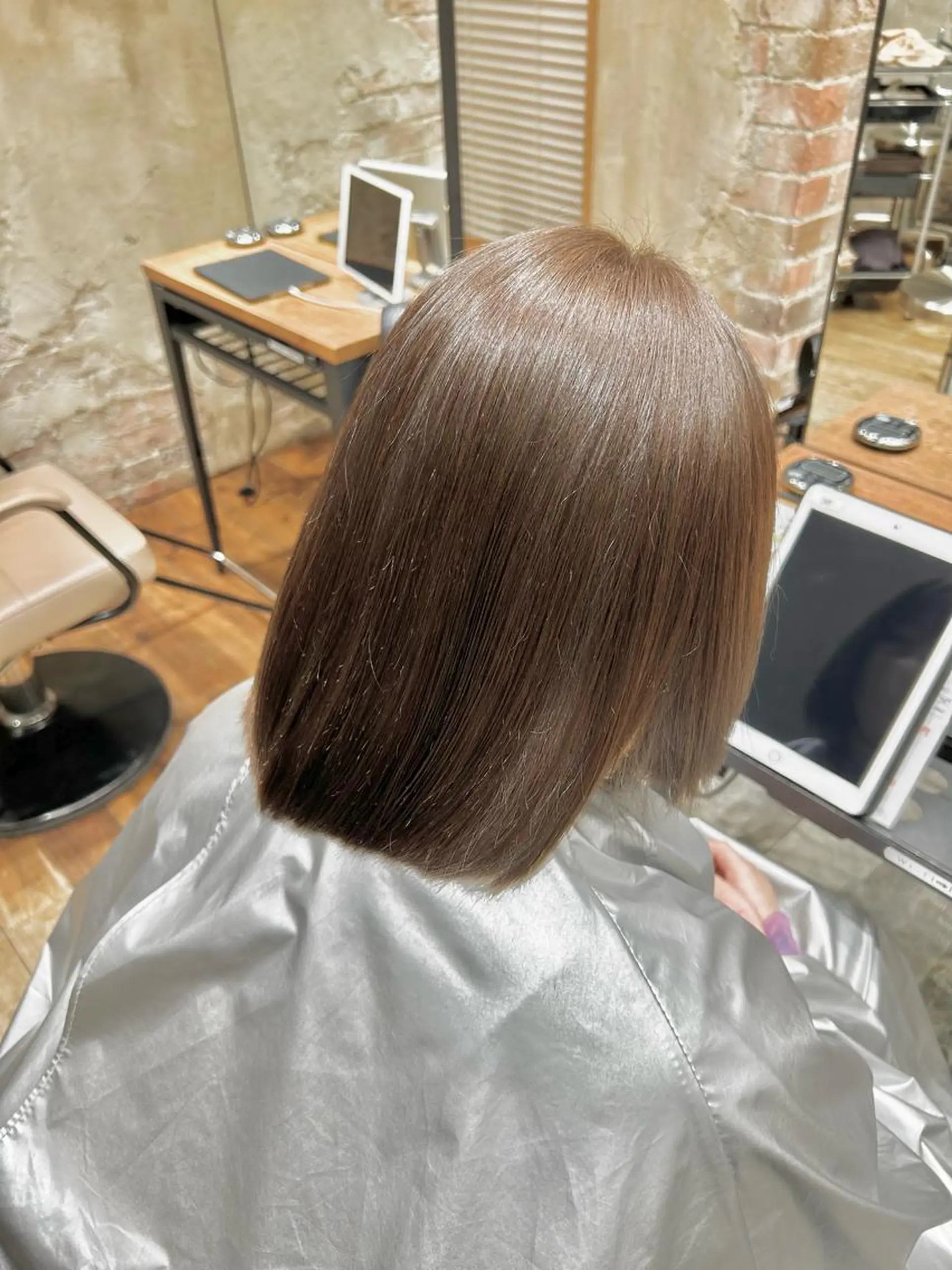 ミディアム カラー パーマ カット ヘアカラー 縮毛矯正 トリートメント 新宿✨顔周りカット 韓国ヘア/坂本亜裟海のヘアスタイル