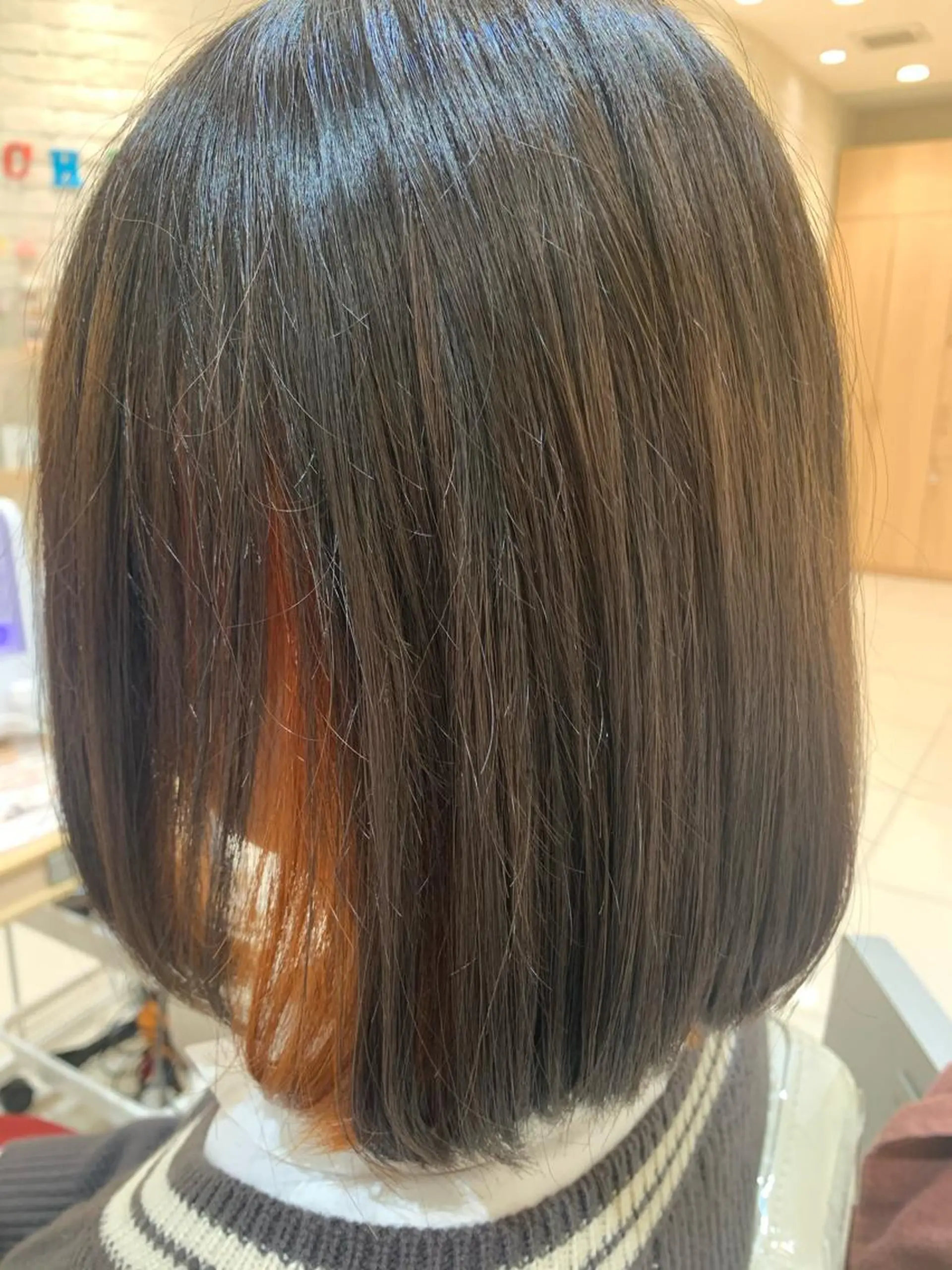 カラー インナーカラー 鈴木 華枝のヘアスタイル