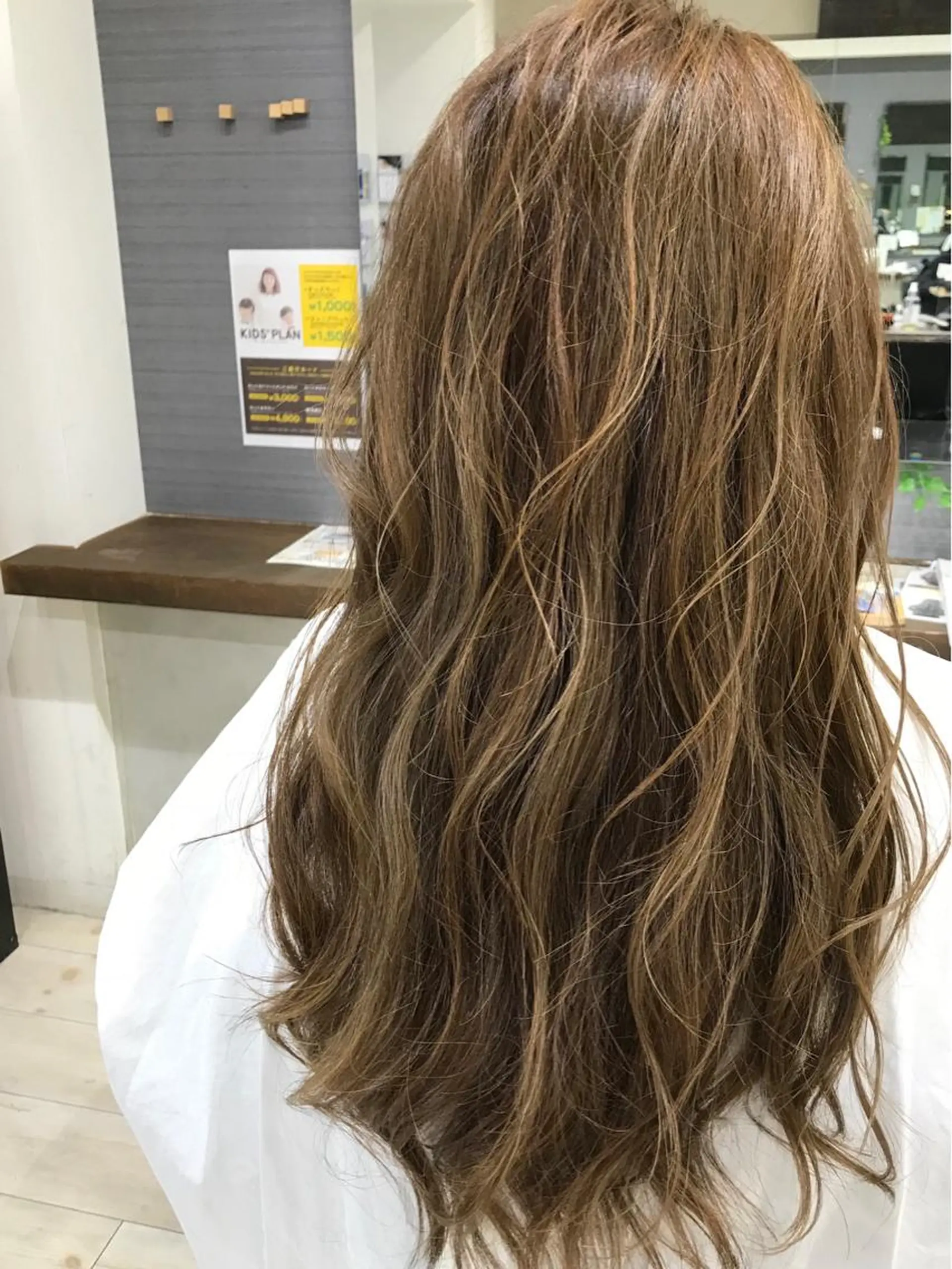 ロング カラー カット ヘアカラー トリートメント Adachi Fujikoのヘアスタイル