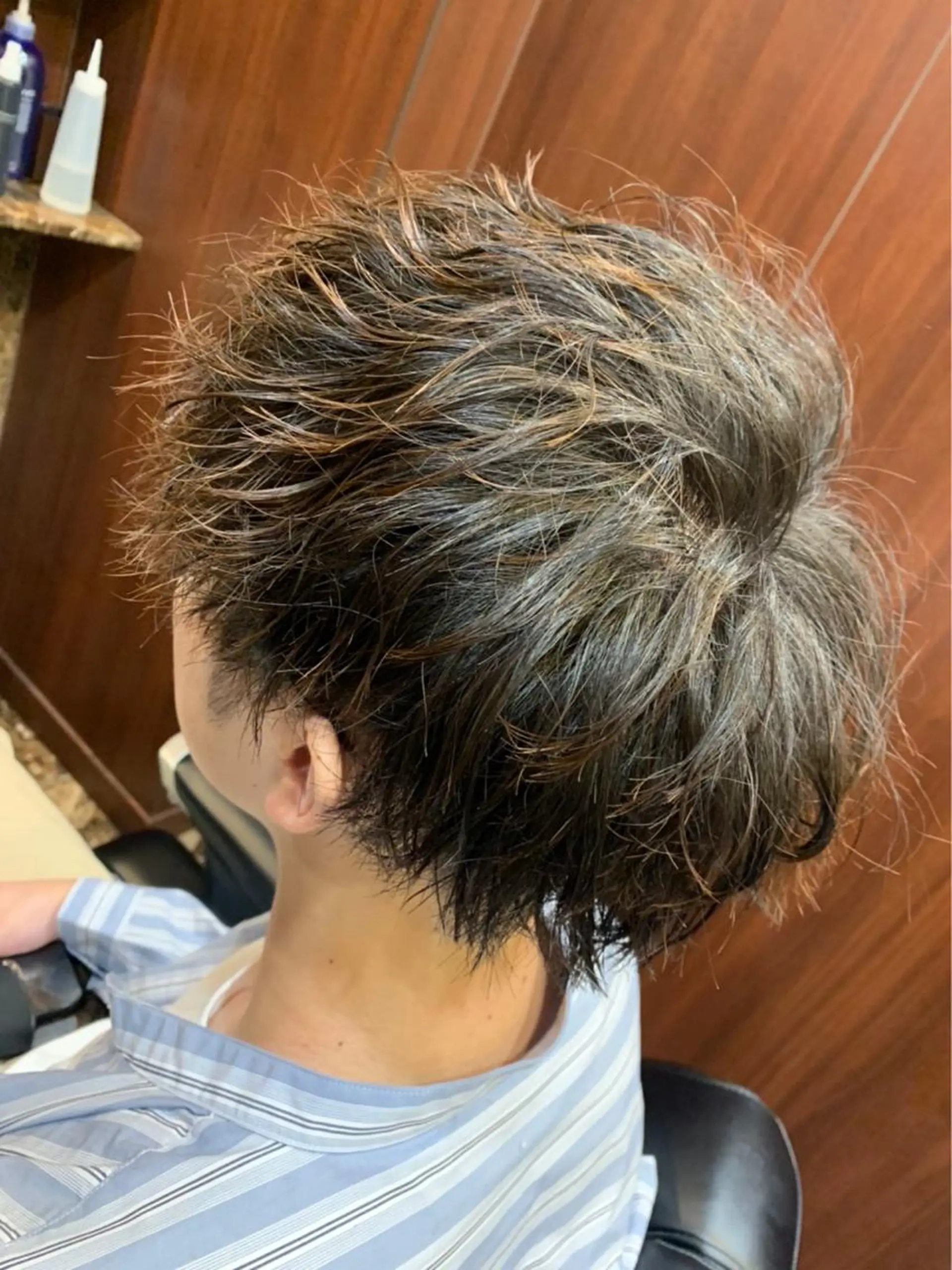 ショート パーマ メンズ 羽木 隆徒のヘアスタイル
