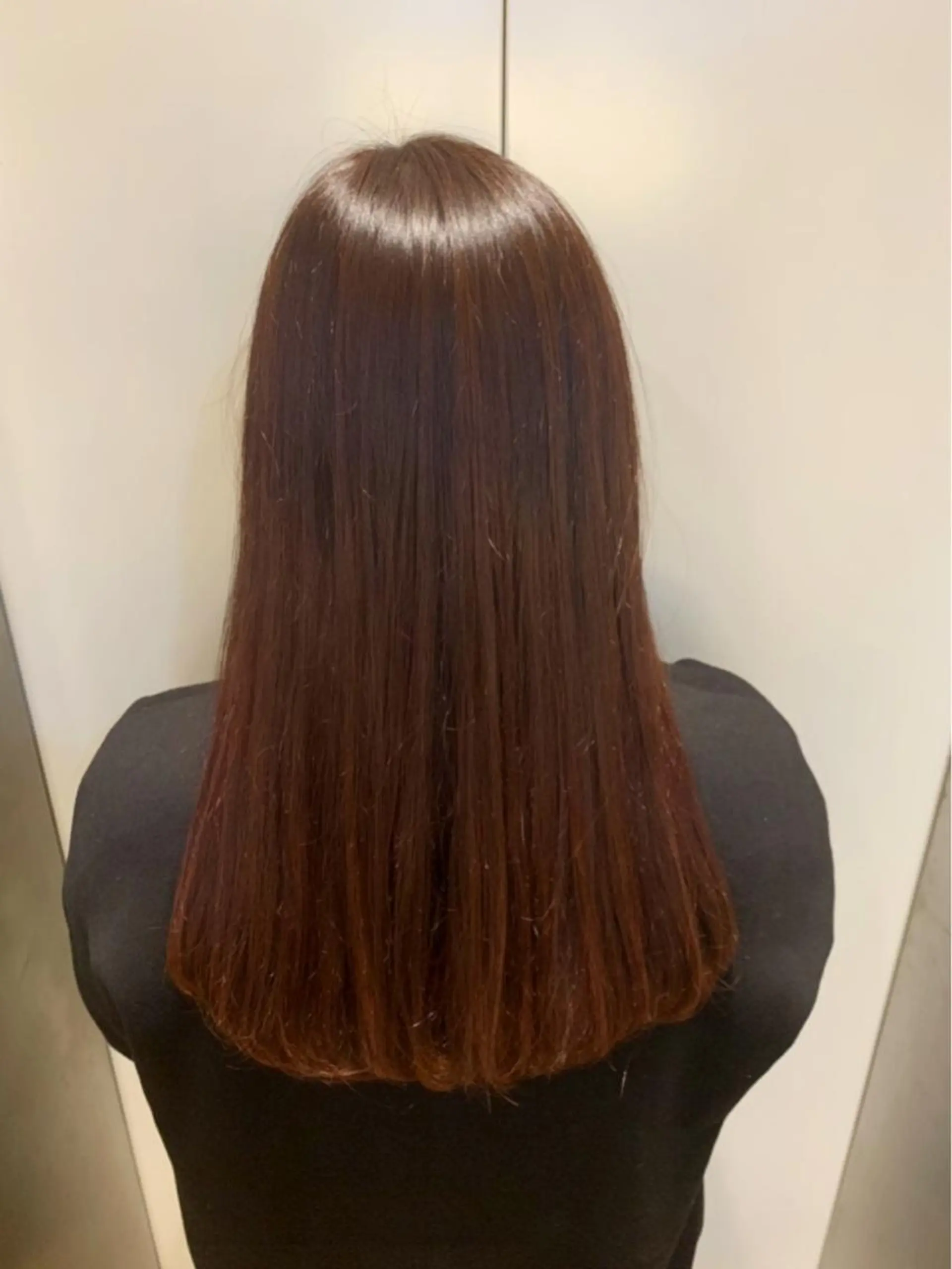 カラー 天野 利咲のヘアスタイル