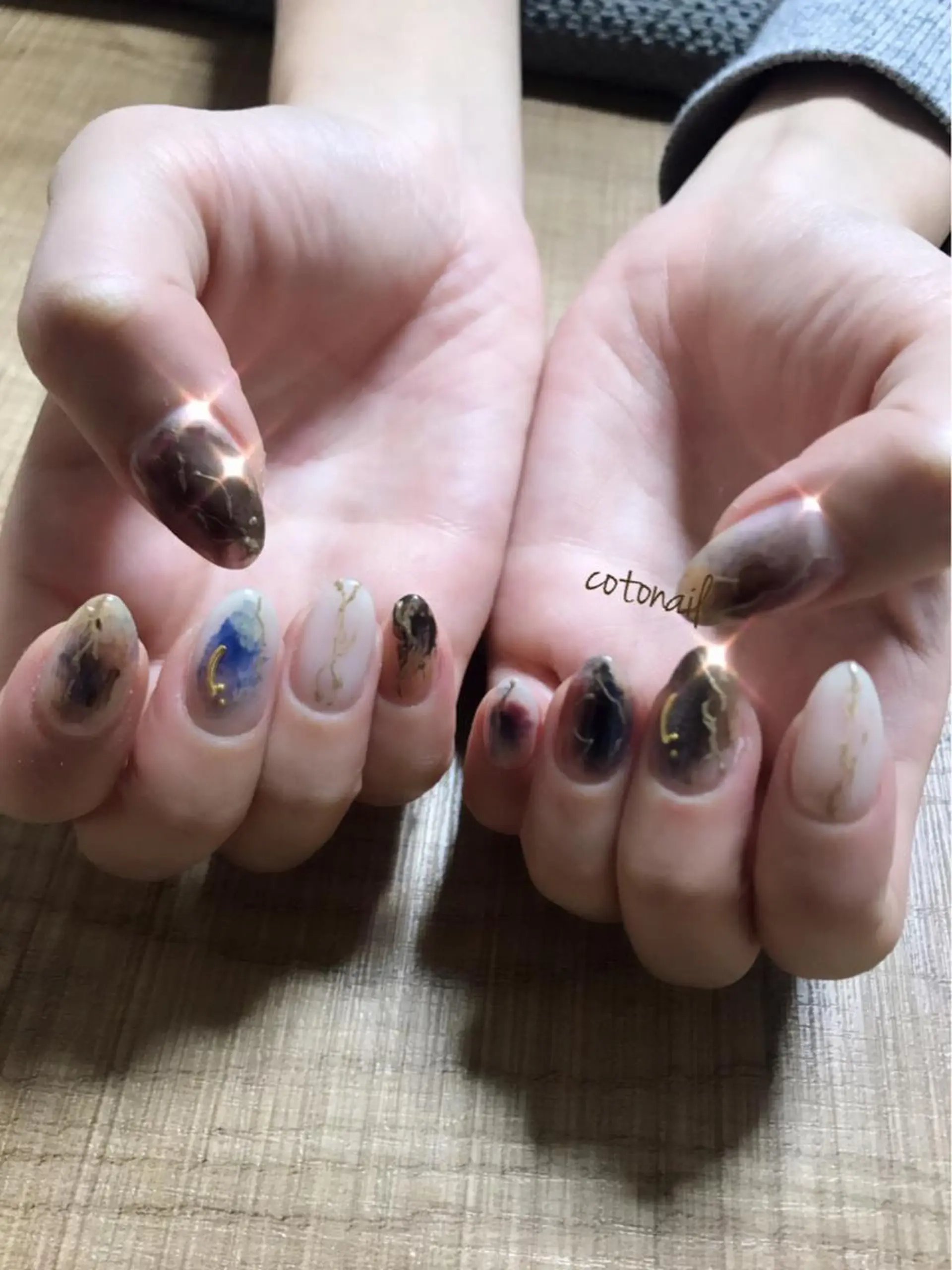 セミロング ネイル ツメトマツゲ .のネイルデザイン