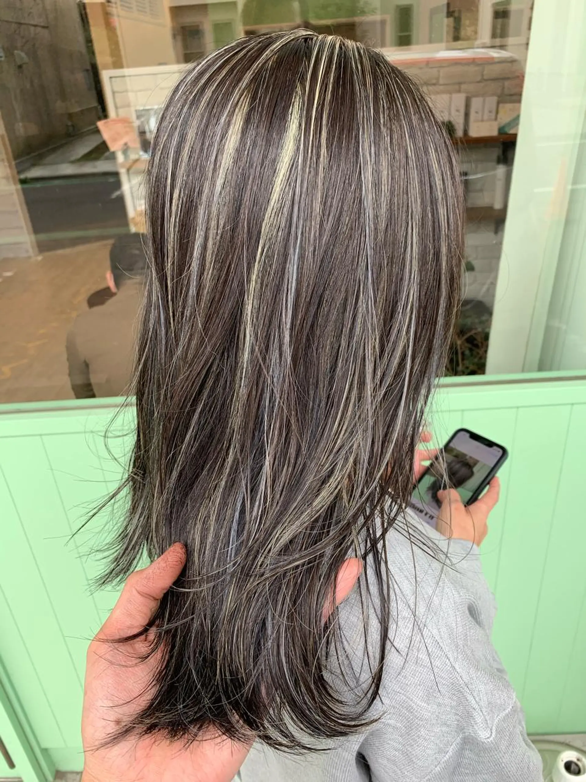 ロング カラー ハイライトカラー ハイライト ヘアカラー トリートメント schon 仙台のヘアスタイル