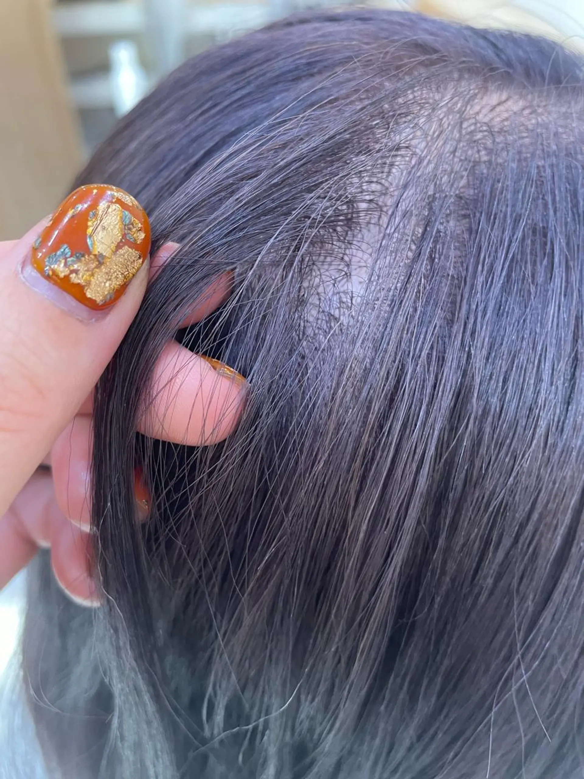 セミロング カラー 高梨 菜々のヘアスタイル