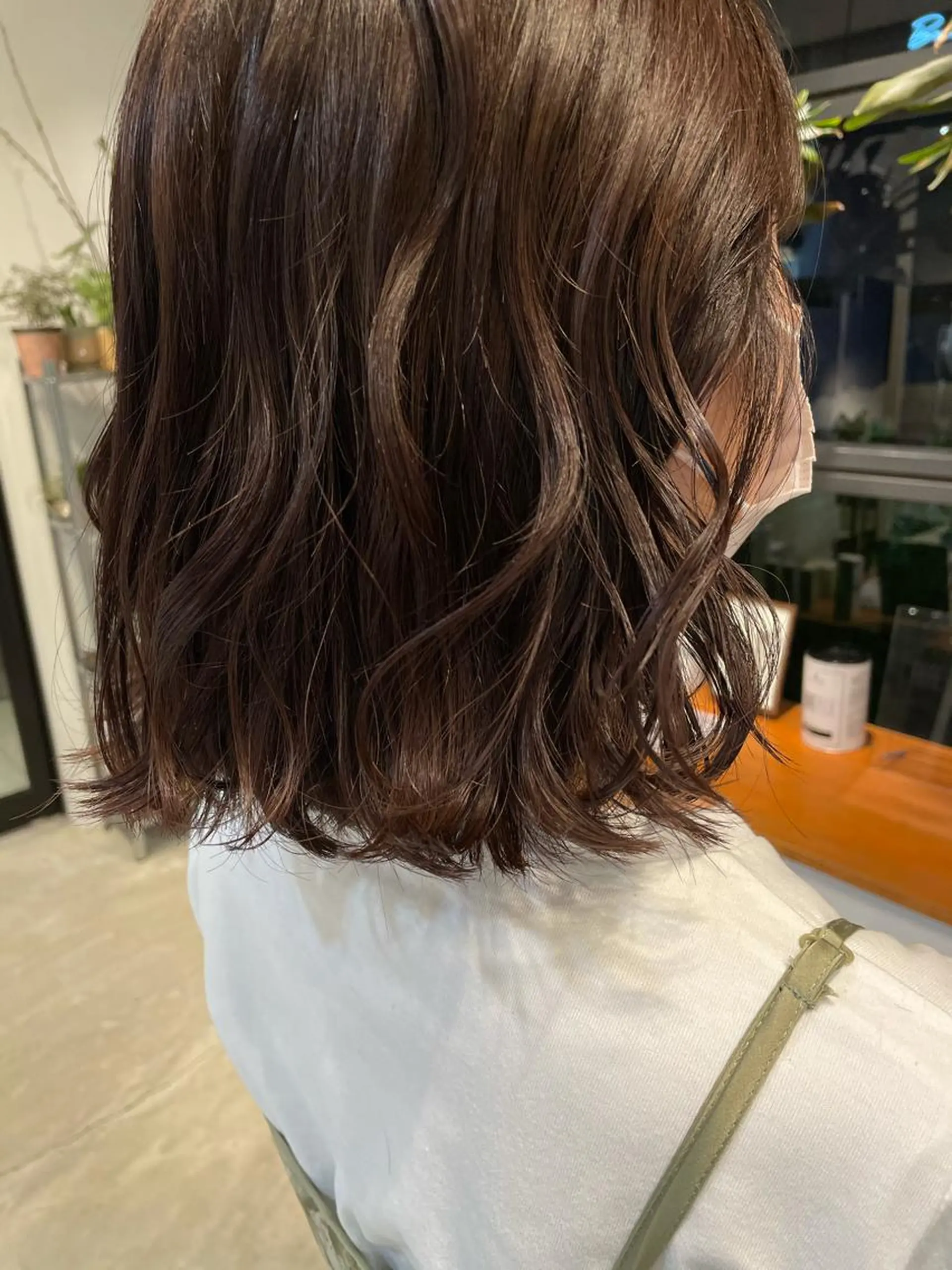 ミディアム 菅原 彩加のヘアスタイル