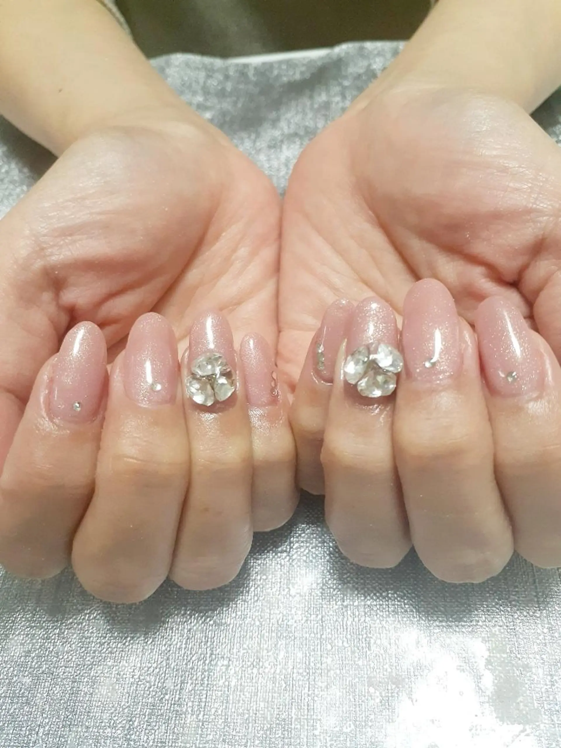 ネイル ハンドネイル 鈴木 憂維のネイルデザイン