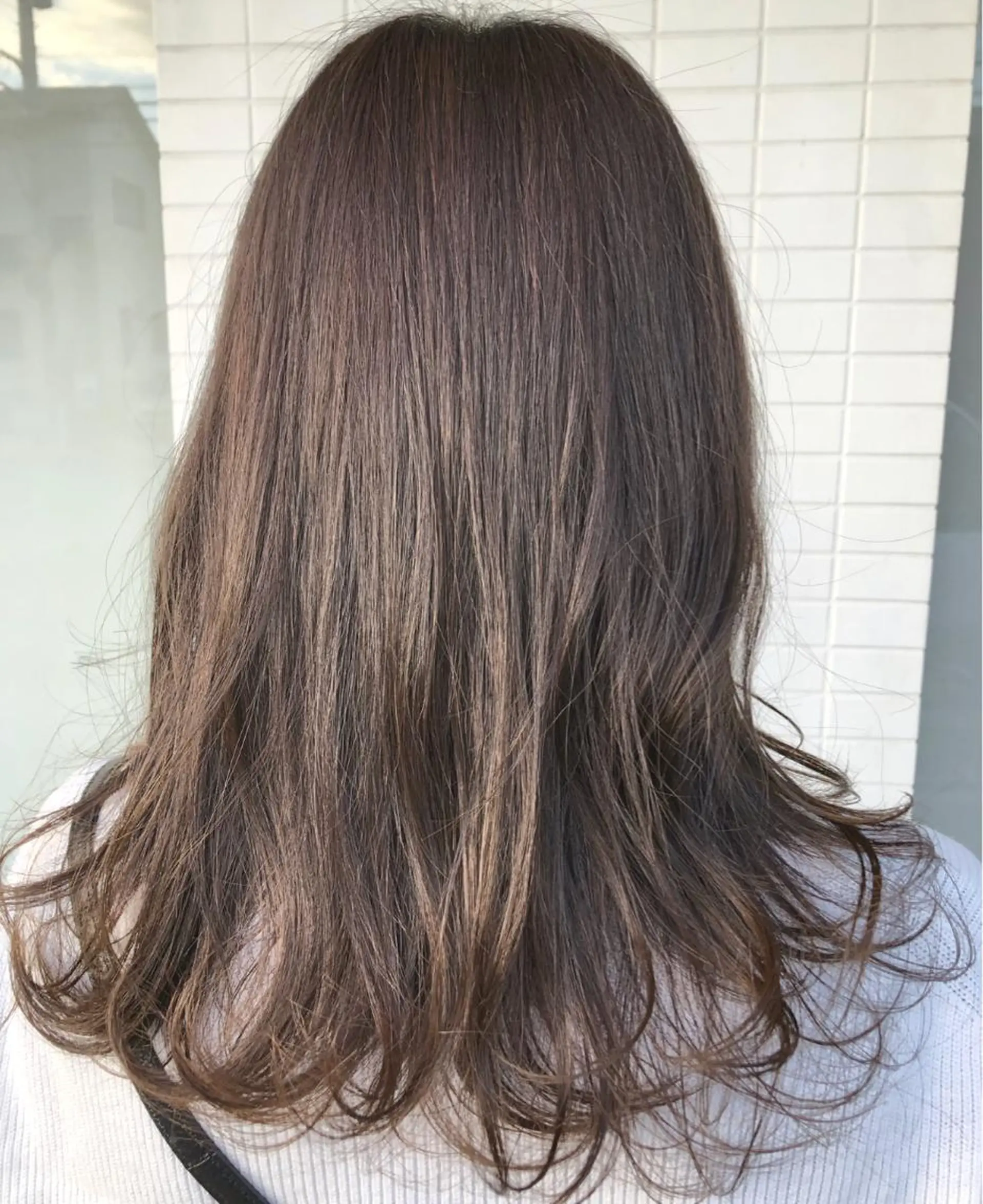 セミロング uti所属・菊池 幹のヘアスタイル