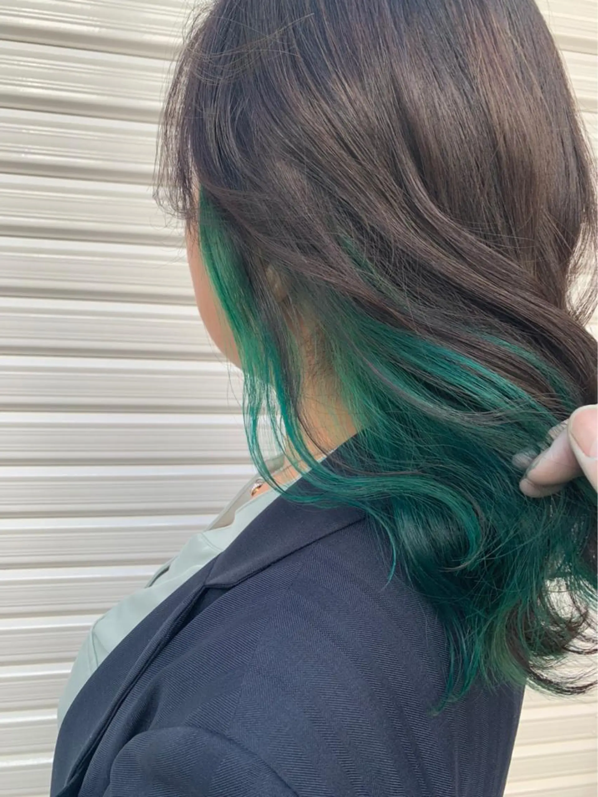 ミディアム カラー エメラルドグリーン グレージュ 🫟Blanco🫟 Color&Careのヘアスタイル