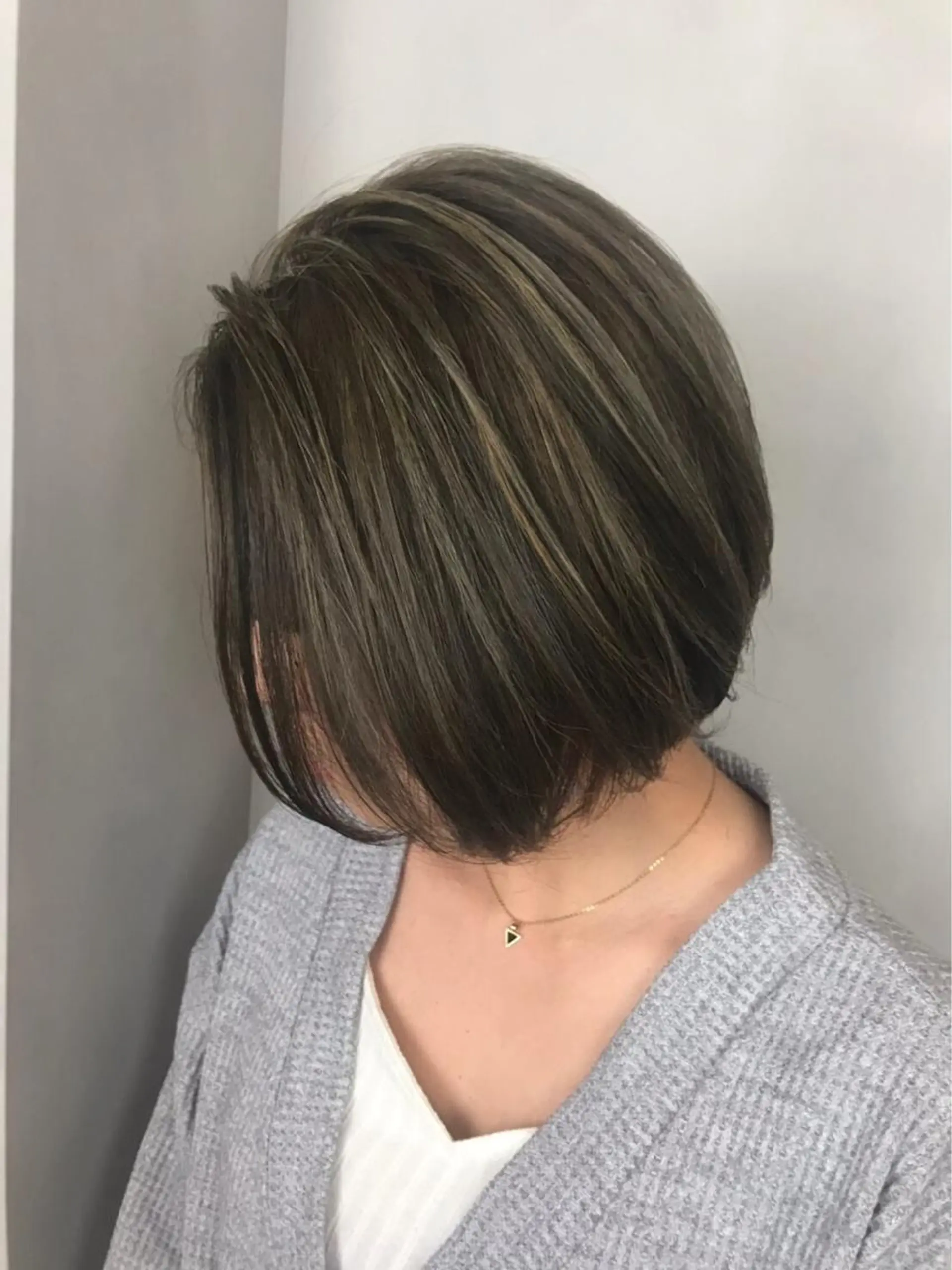 ショート カラー ショートボブ ハイライトカラー ボブ ハイライト ショートヘア BROCANTE立川 karasawa.nのヘアスタイル