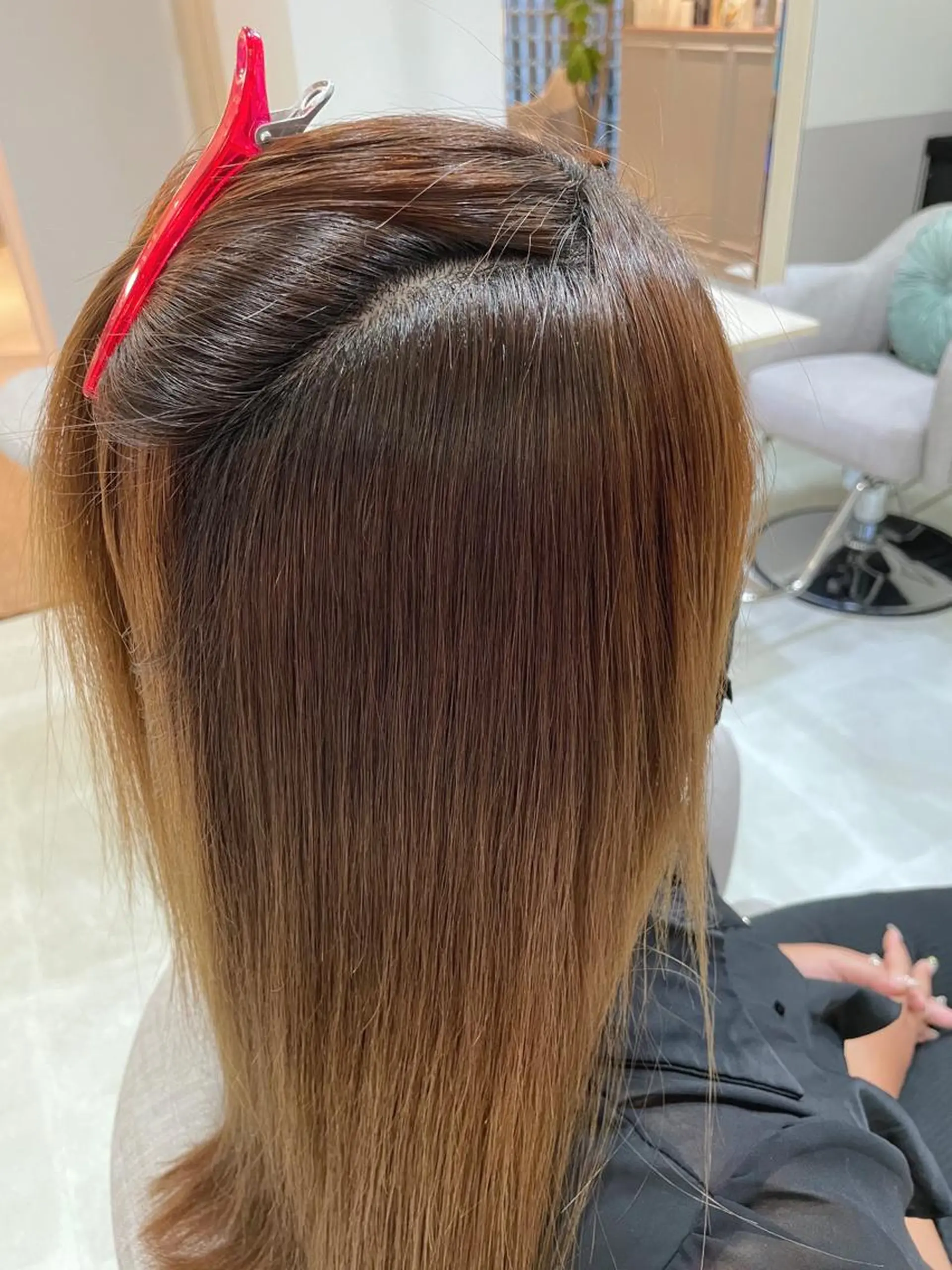 ロング 髪質改善お任せ ください♪ひとみのヘアスタイル