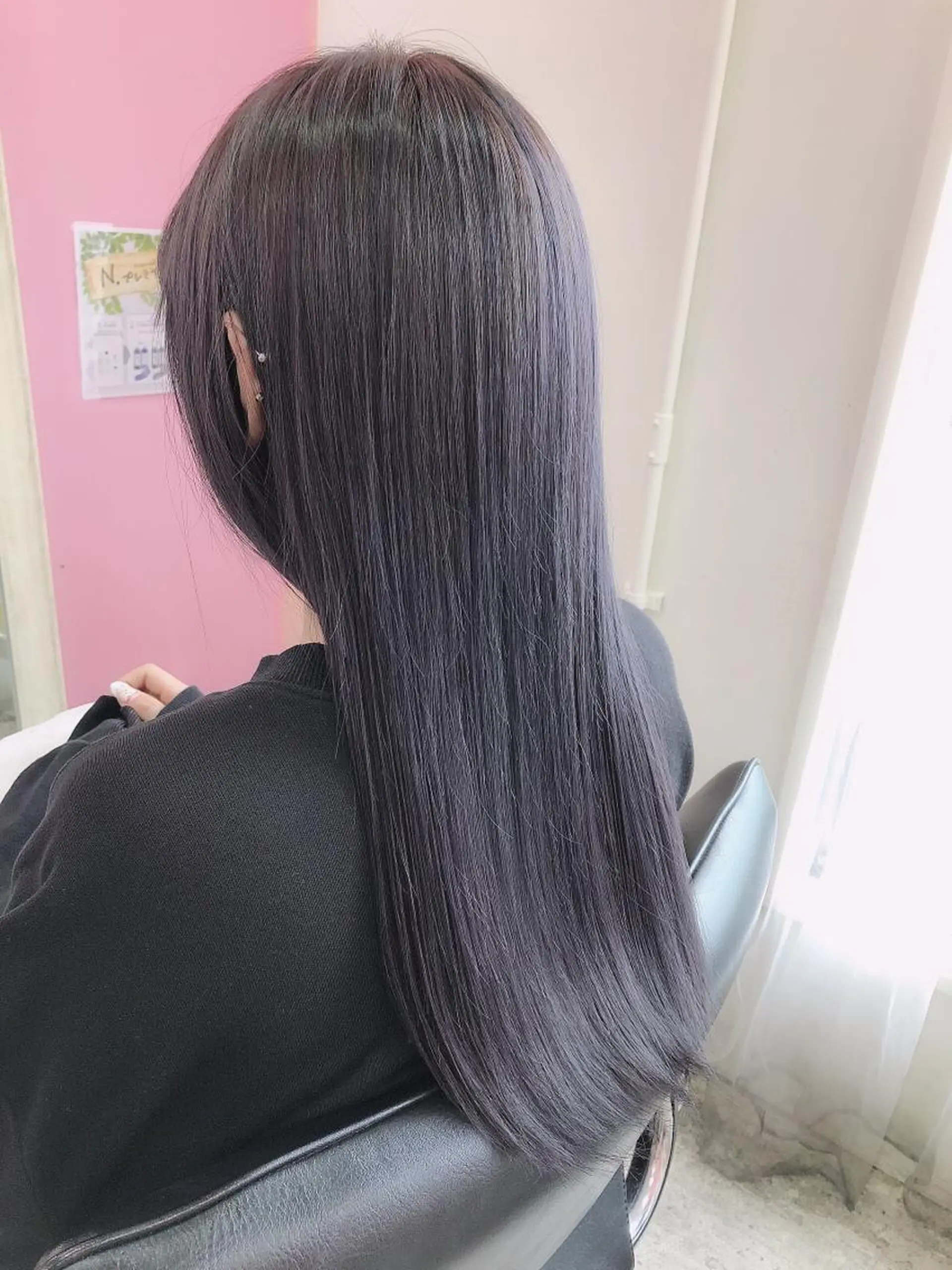 ロング カラー アディクシーカラー ブリーチ カット ヘアカラー トリートメント 浦山 和之のヘアスタイル