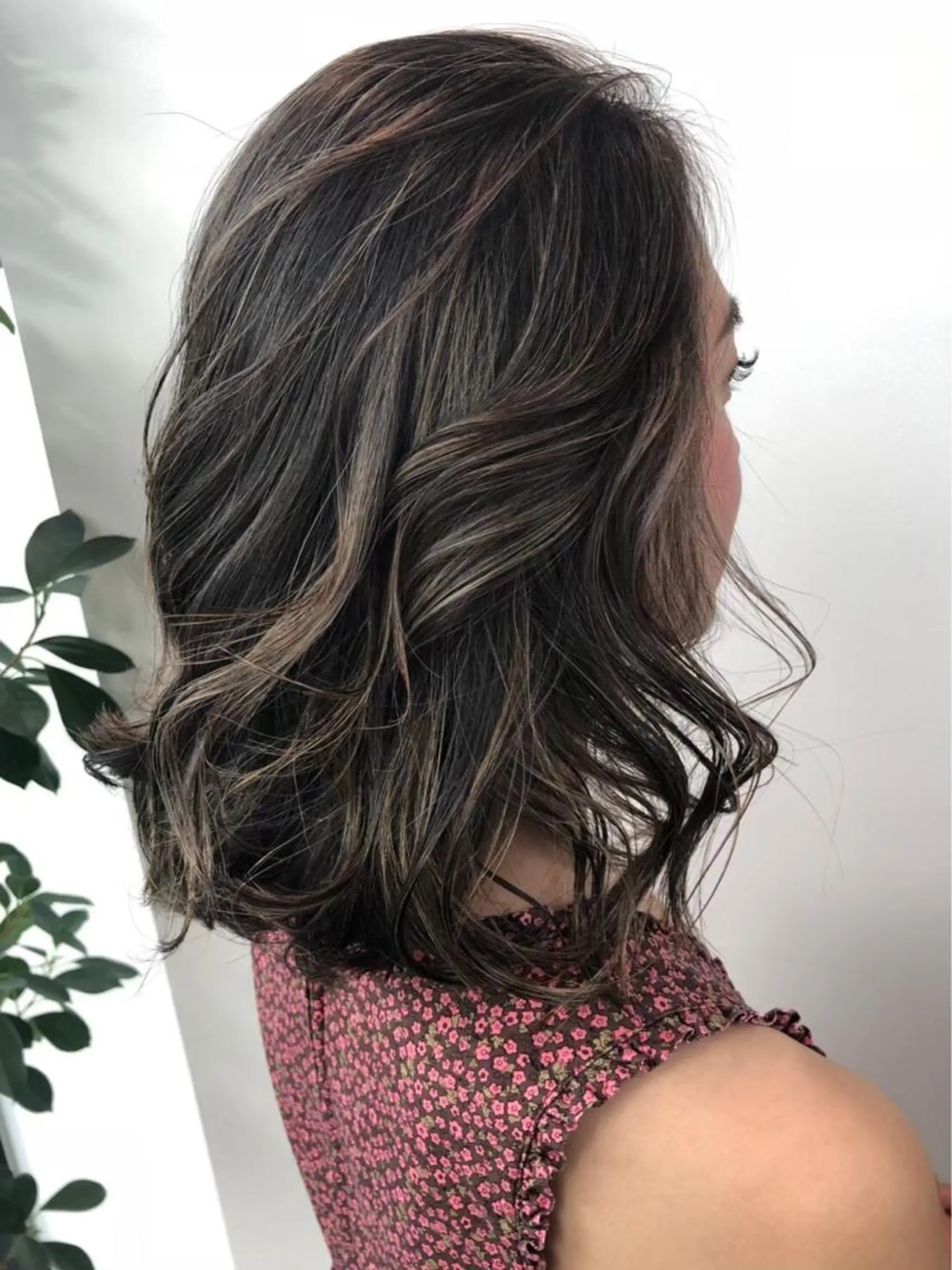 ミディアム デザインカラーウルフ 宙也のヘアスタイル