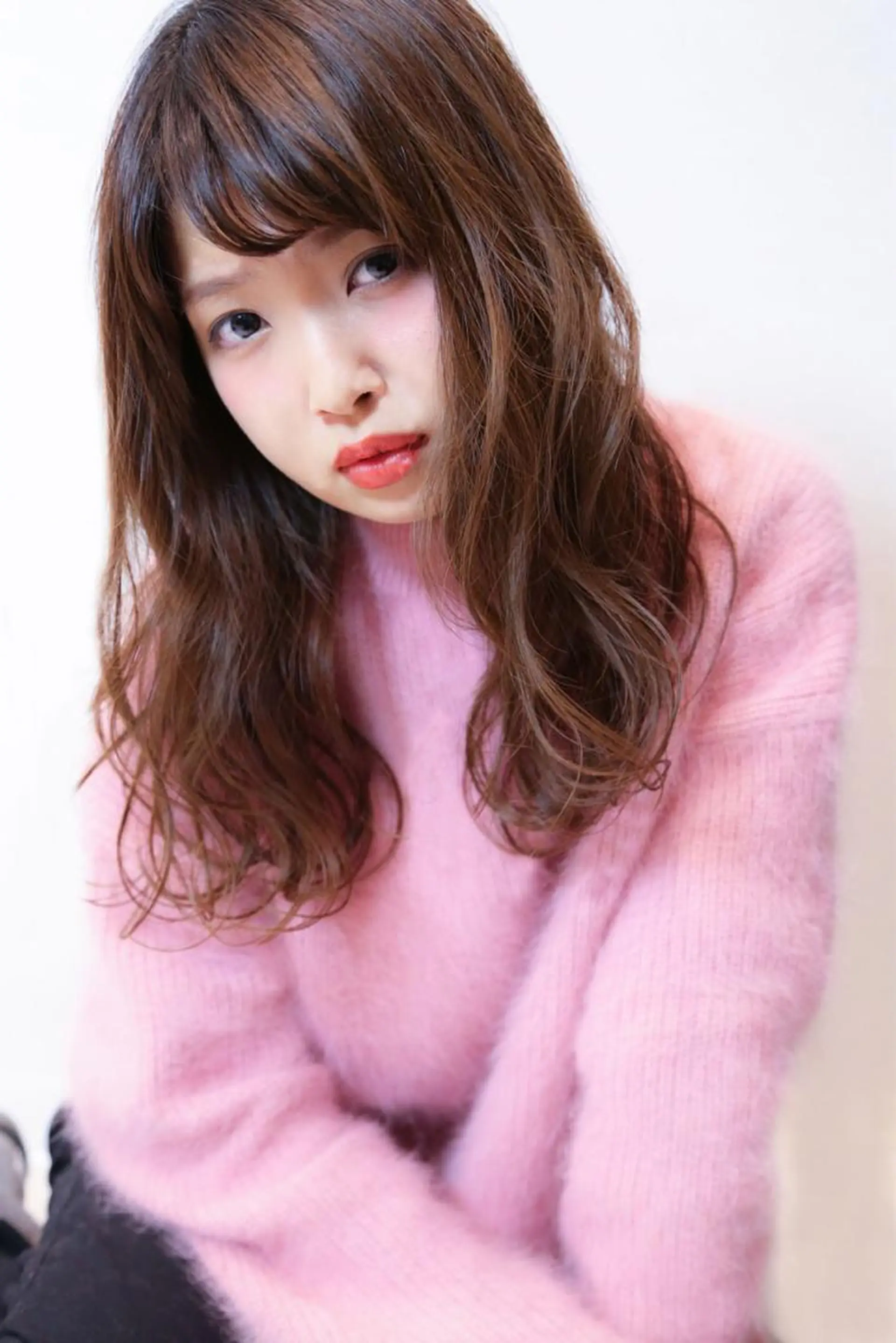 セミロング YOKOI SHINJIのヘアスタイル