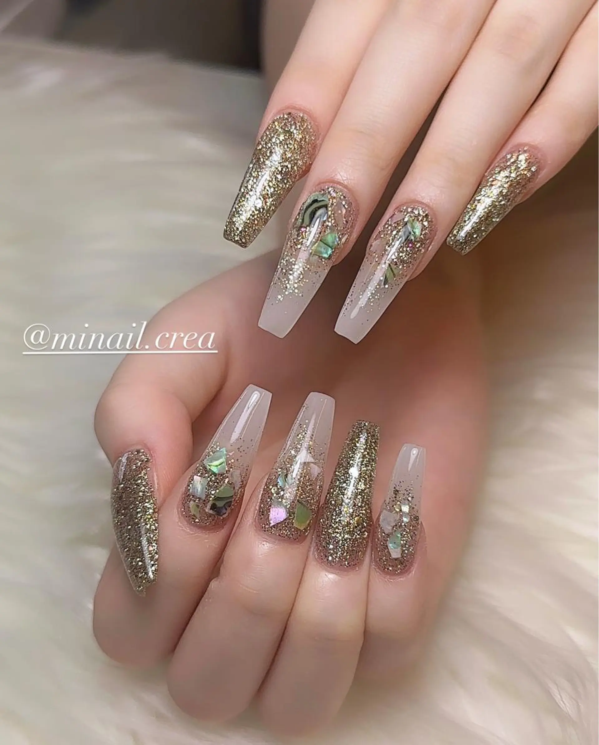 ネイル キラキラネイル ロングネイル スカルプネイル 夏ネイル CReA nailのネイルデザイン