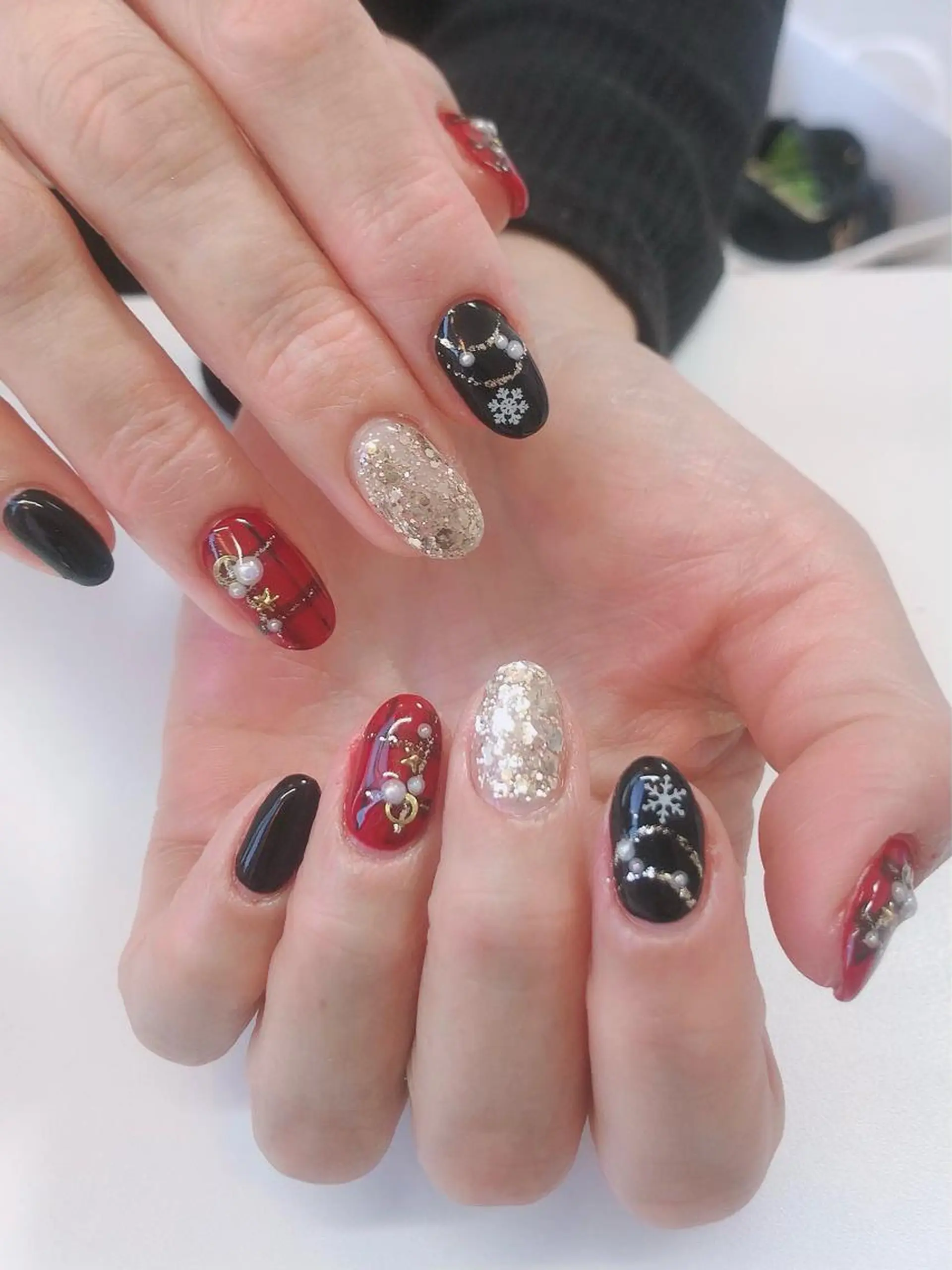 ネイル ハンドネイル 片平 恭子のマツエク・マツパデザイン