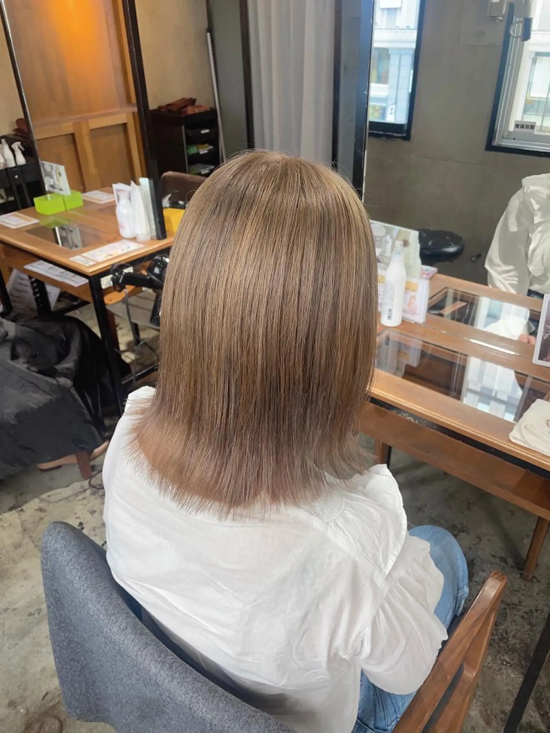 ミディアム カラー 梅田美容室 山崎海波のヘアスタイル